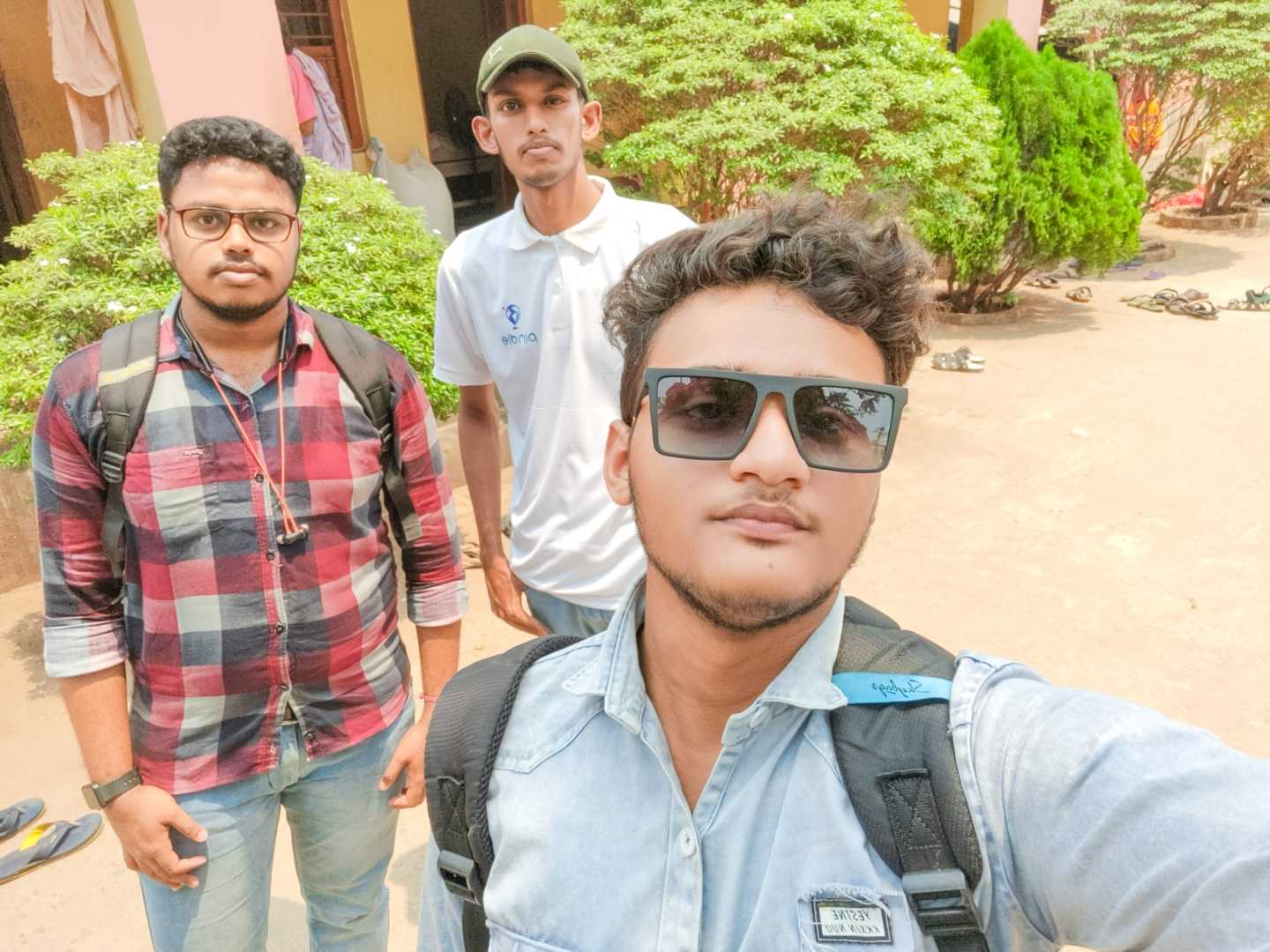 Meet Locals ❤️ _ with @Santanu722 & @theartgraphy_001