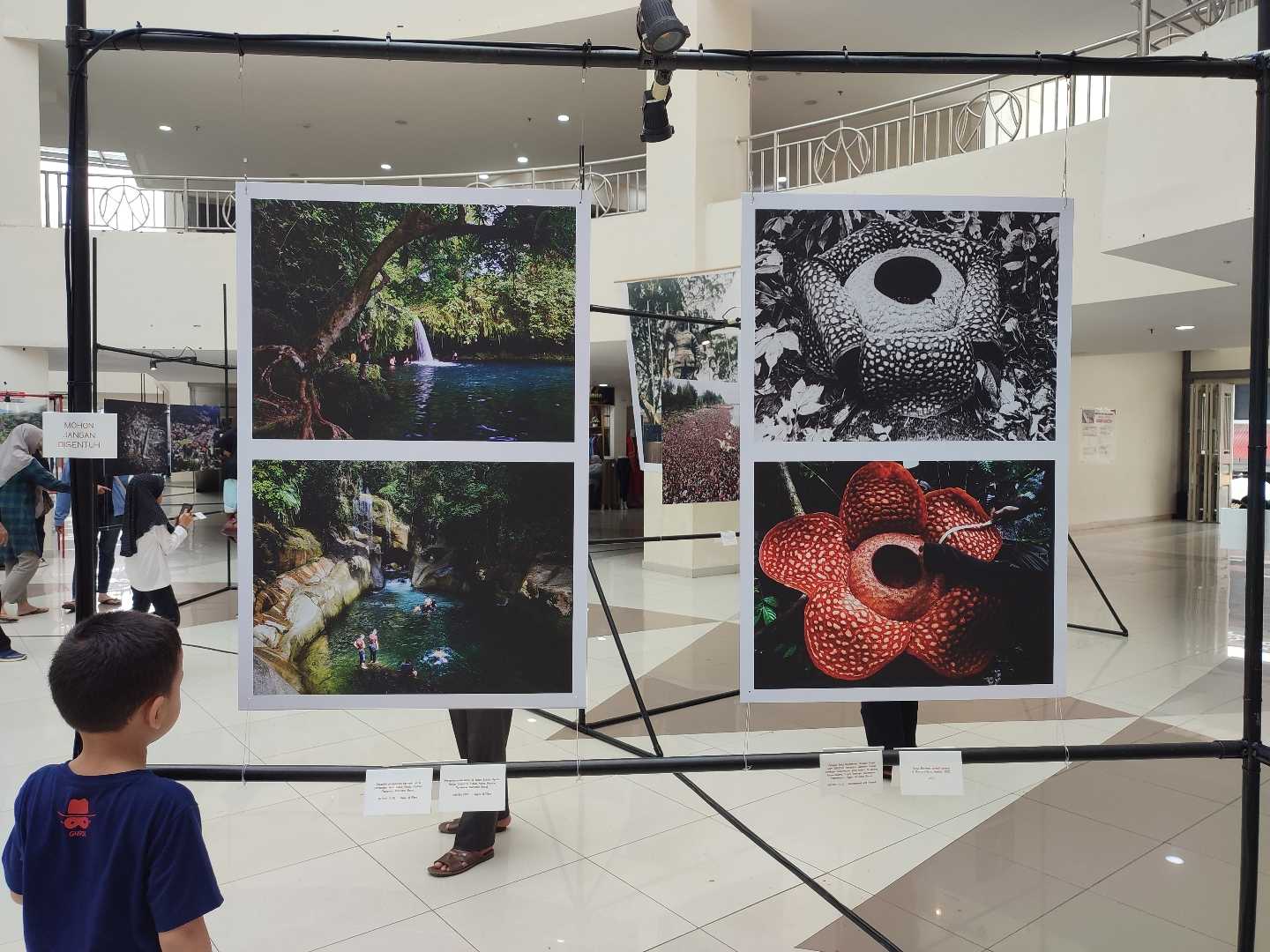 Pameran foto tempo dulu Kpta Bukittinggi