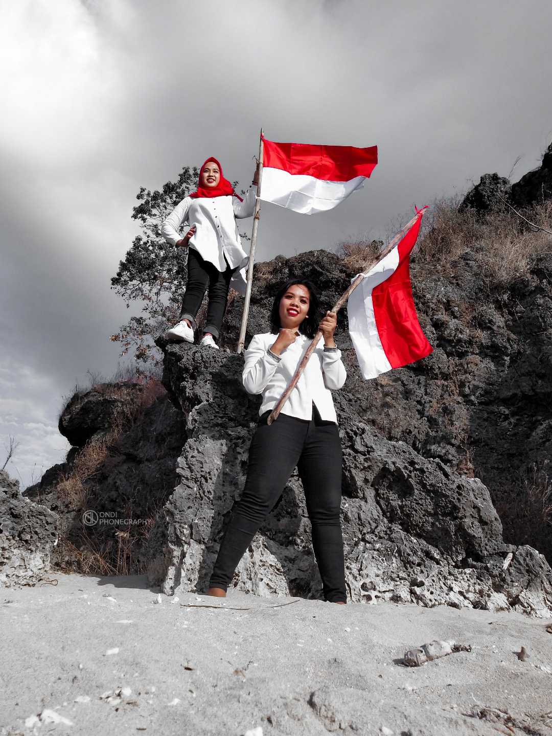 77 INDONESIA BANGKIT