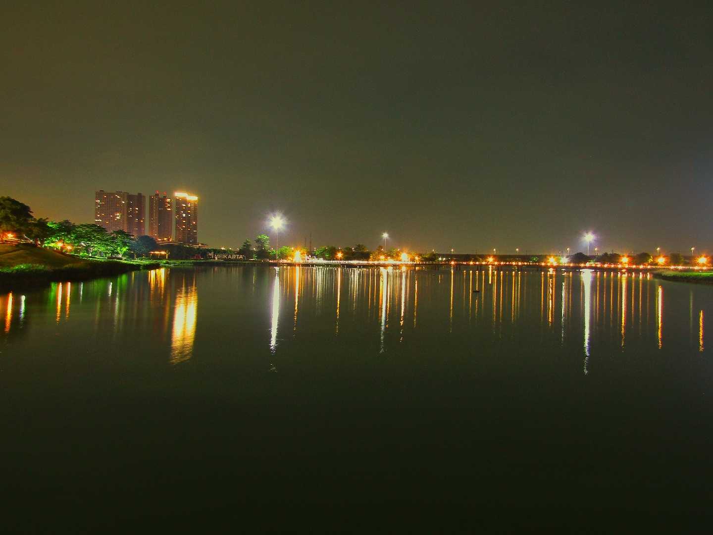 CENTRA PARK MEIKARTA