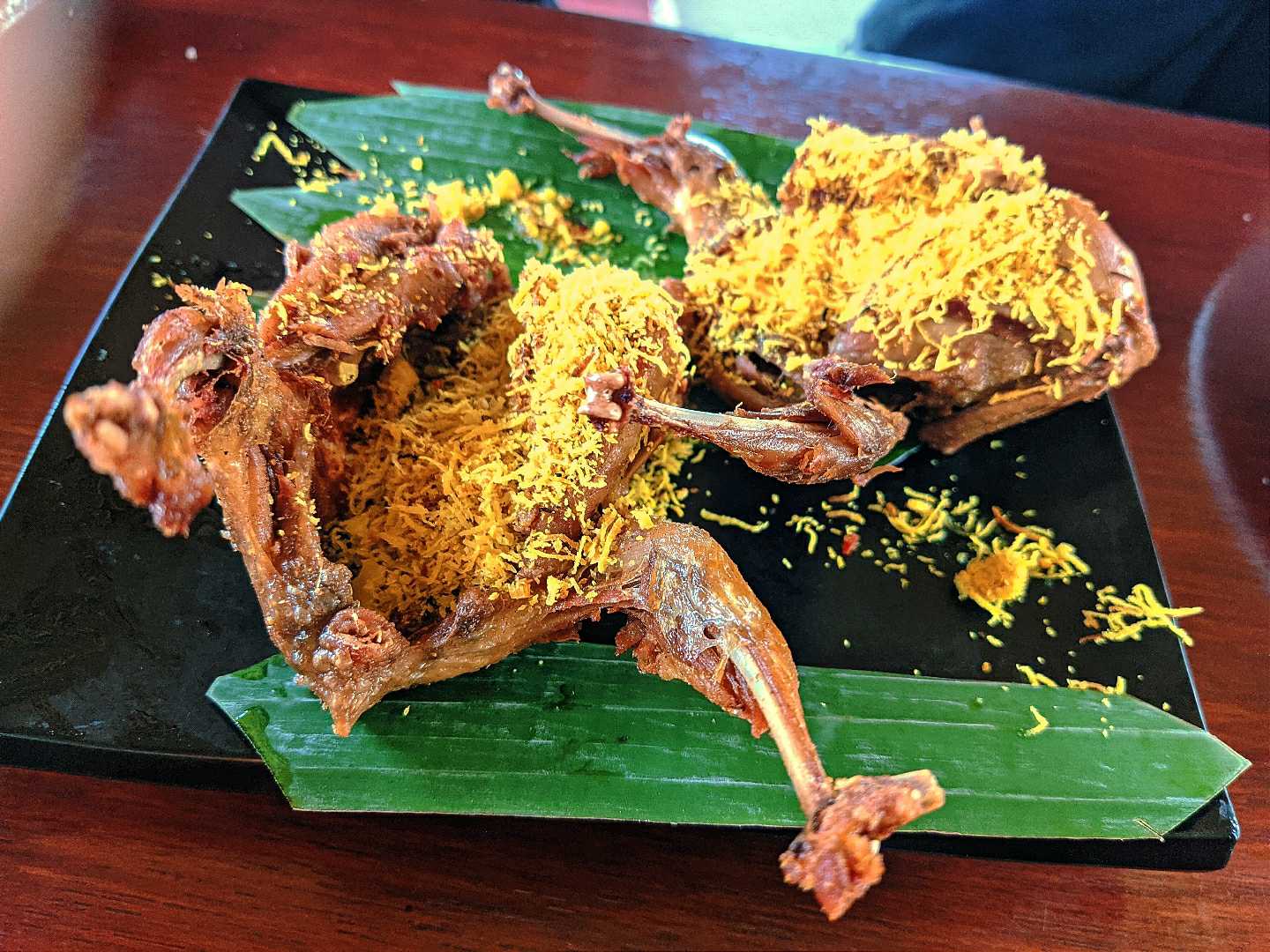 Burung puyuh bumbu serundeng 