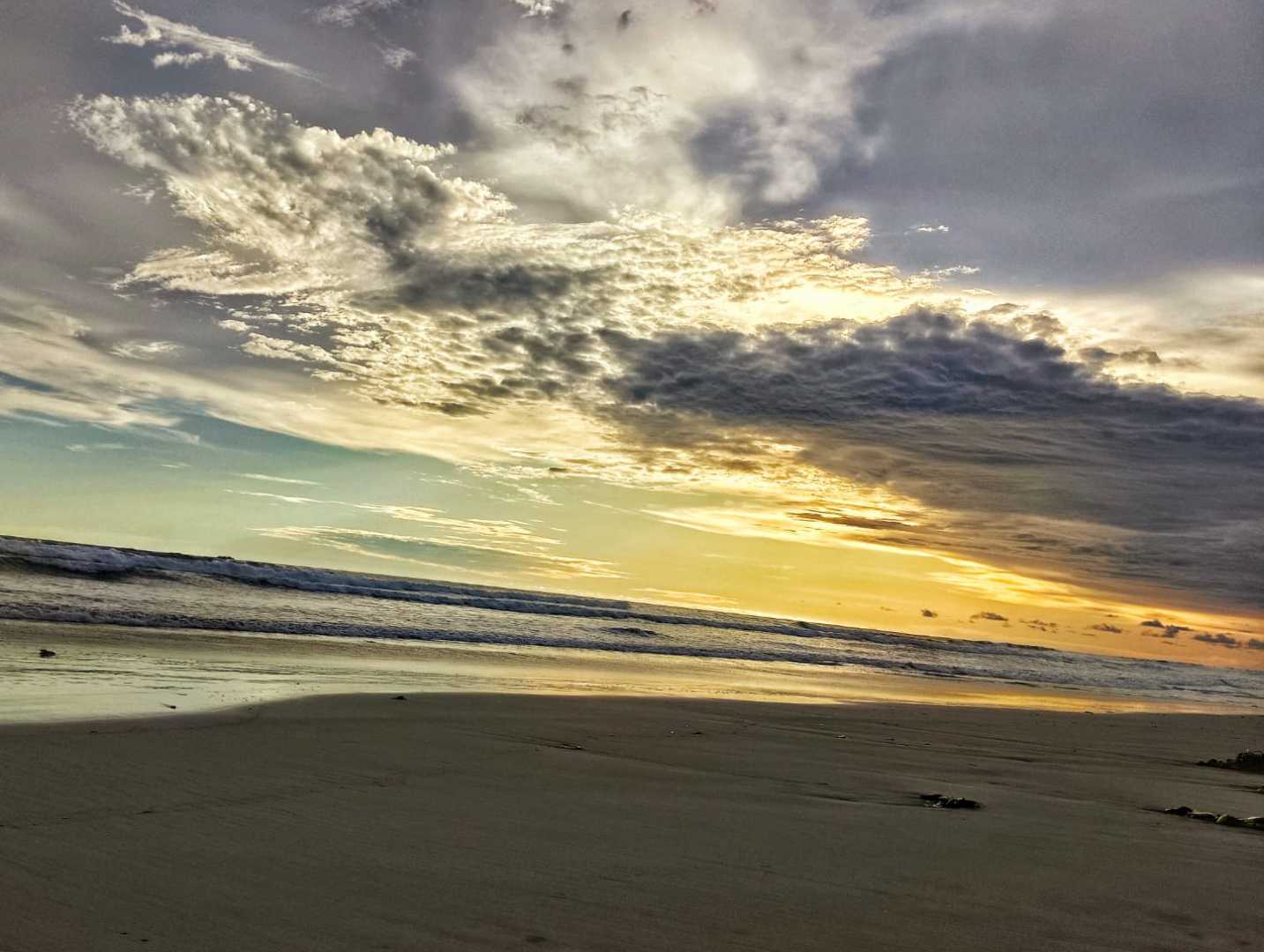 Senja di Pantai Panjang, Bengkulu.