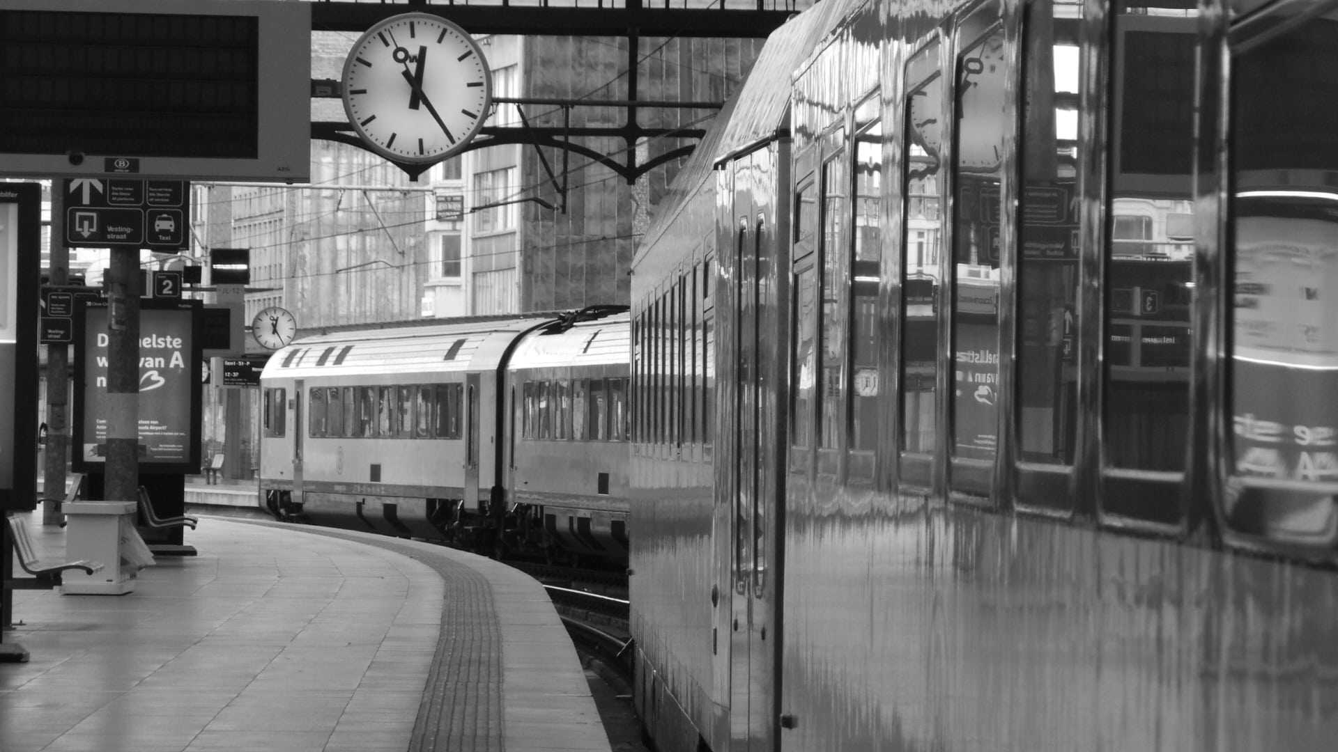 railway station