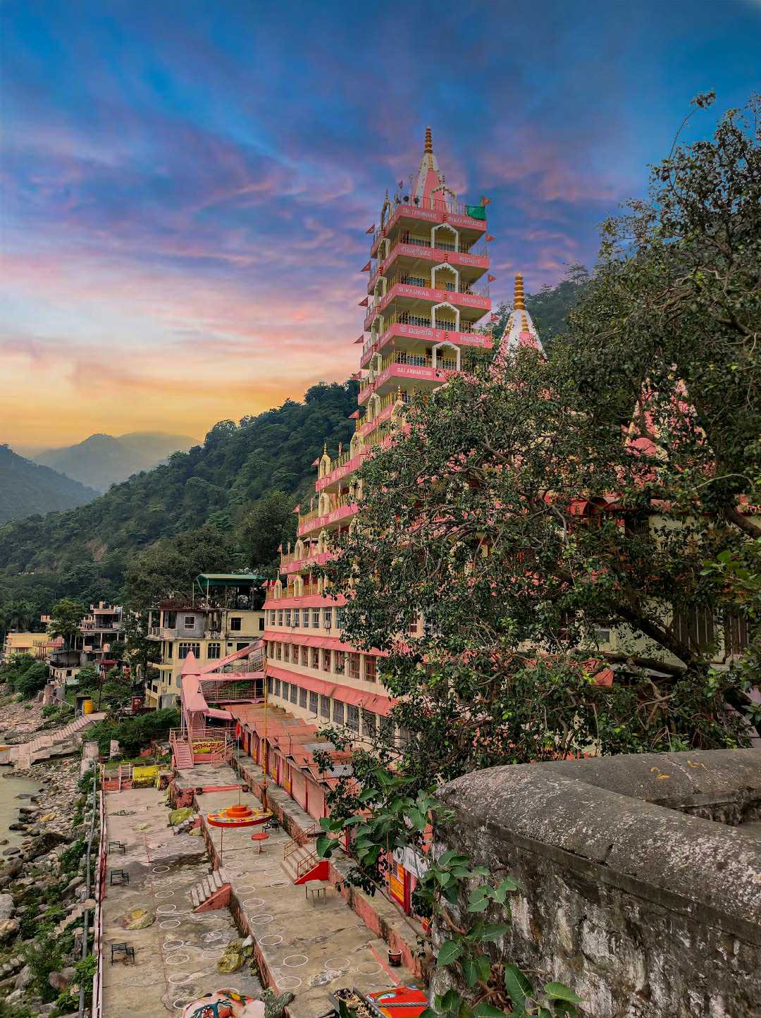 Tera Manzil Temple, Rishikesh