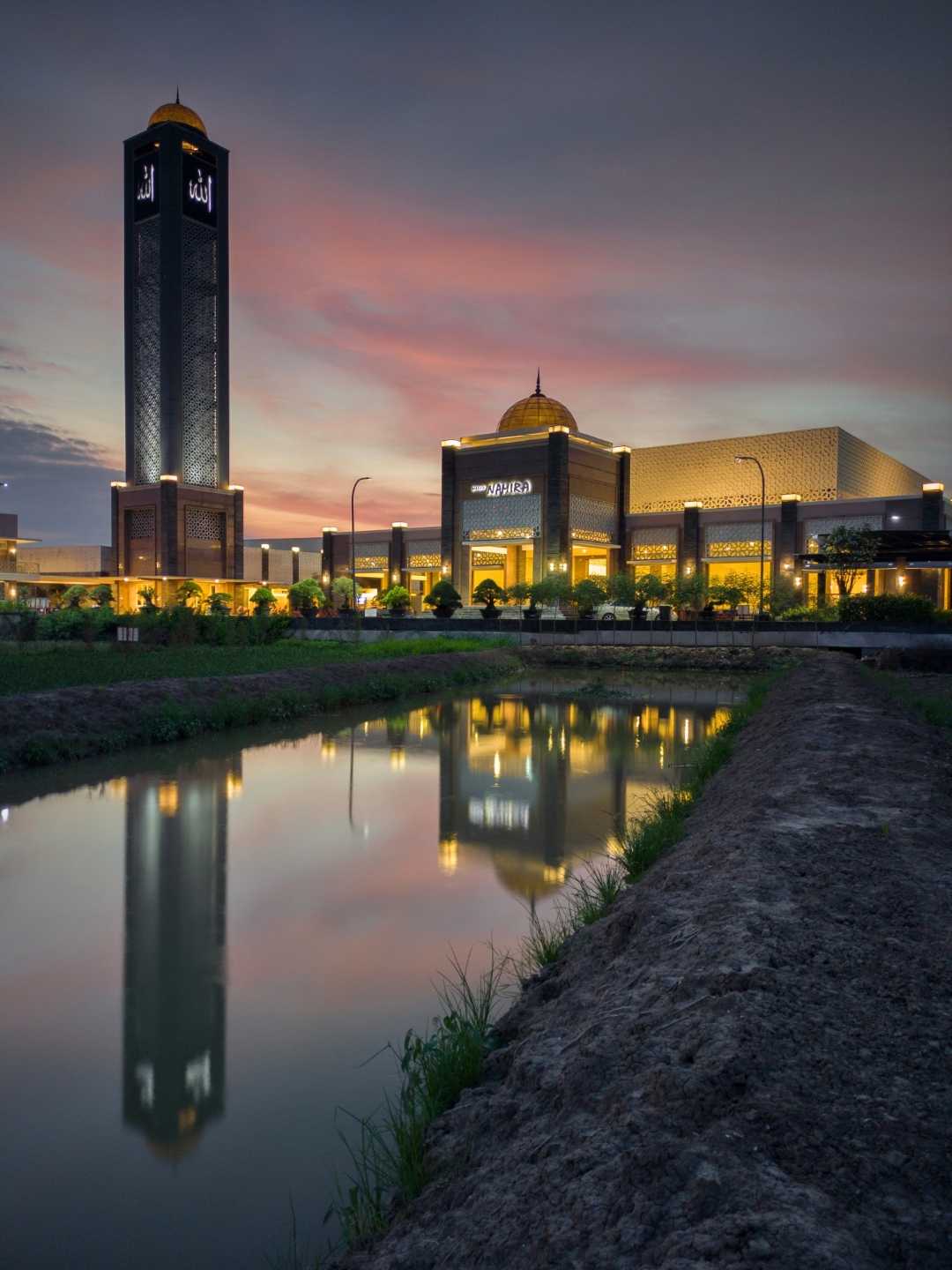 Masjid Namira Lamongan