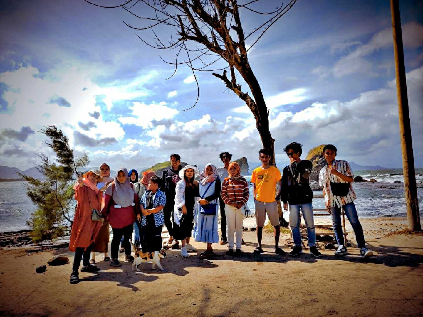 ke elokan Pantai Papuma 