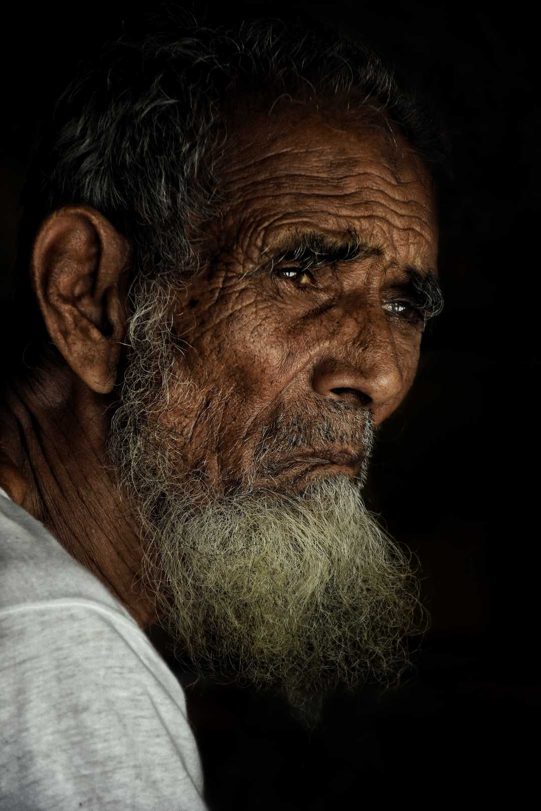 one face one story 