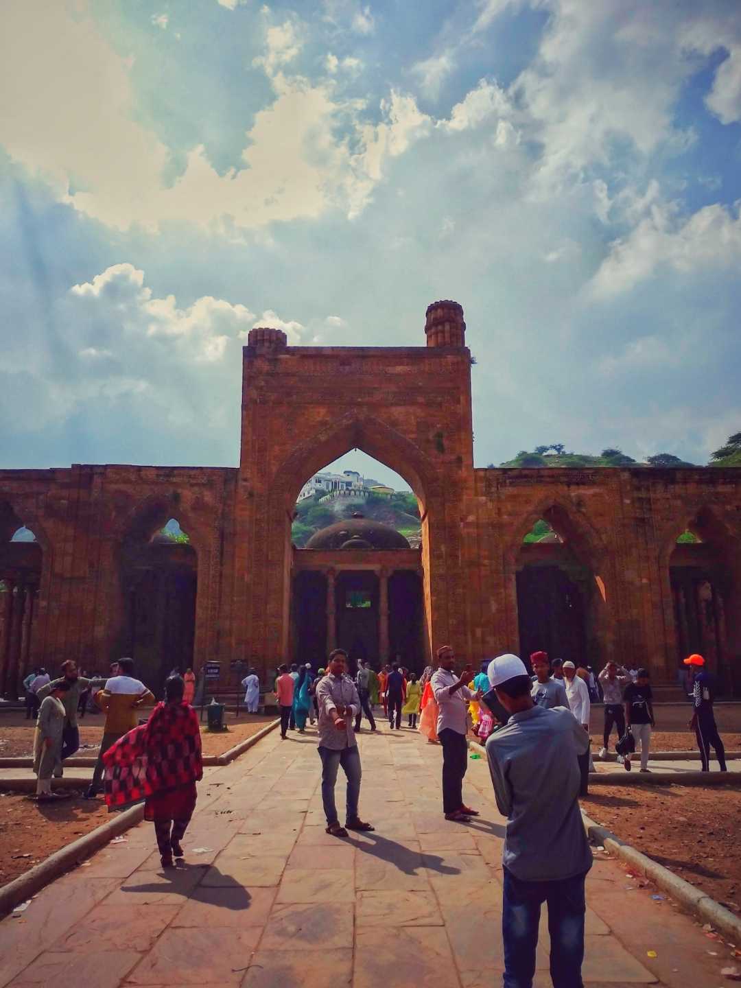 ADHAI DIN KA JHONPRA