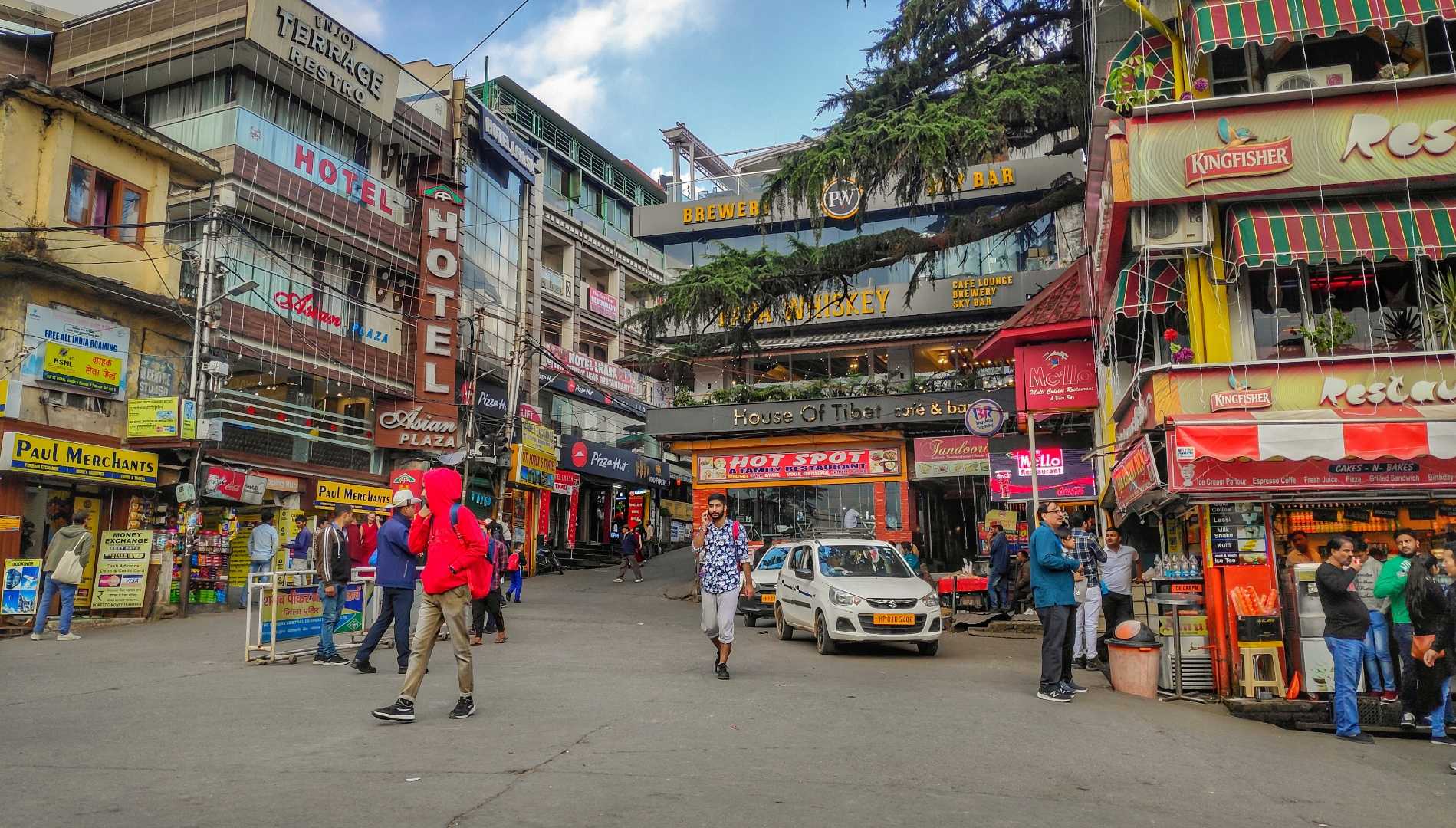 Mcleodganj Square Market 