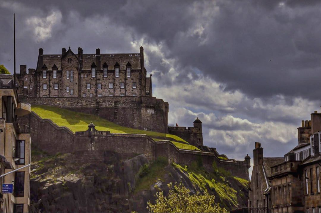 edinburgh castle
