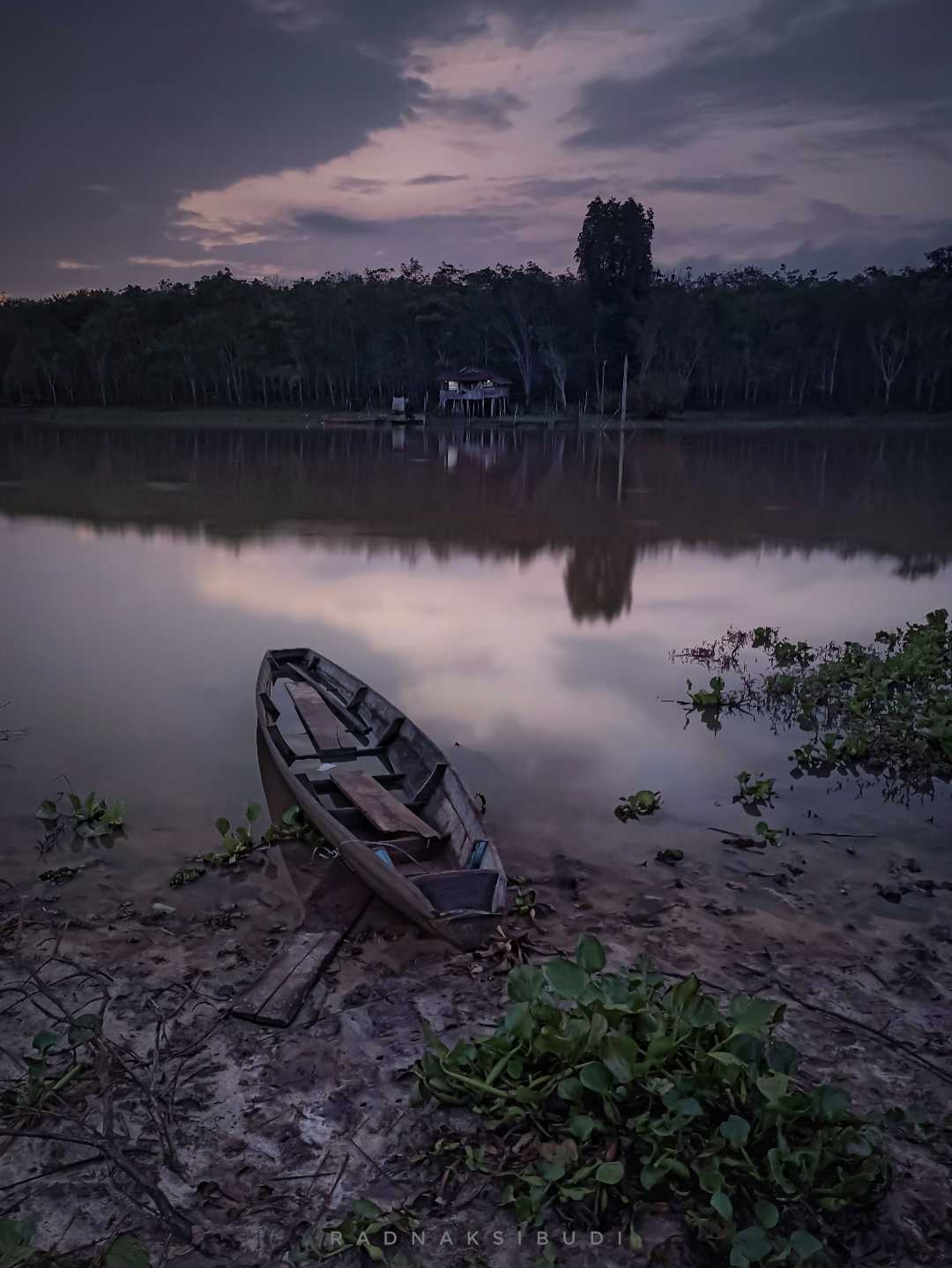 Pagi yang mendung