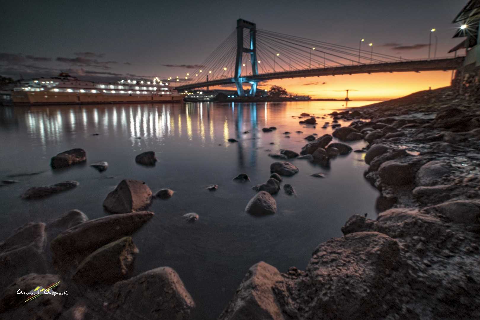 Sunset Jembatan Soekarno