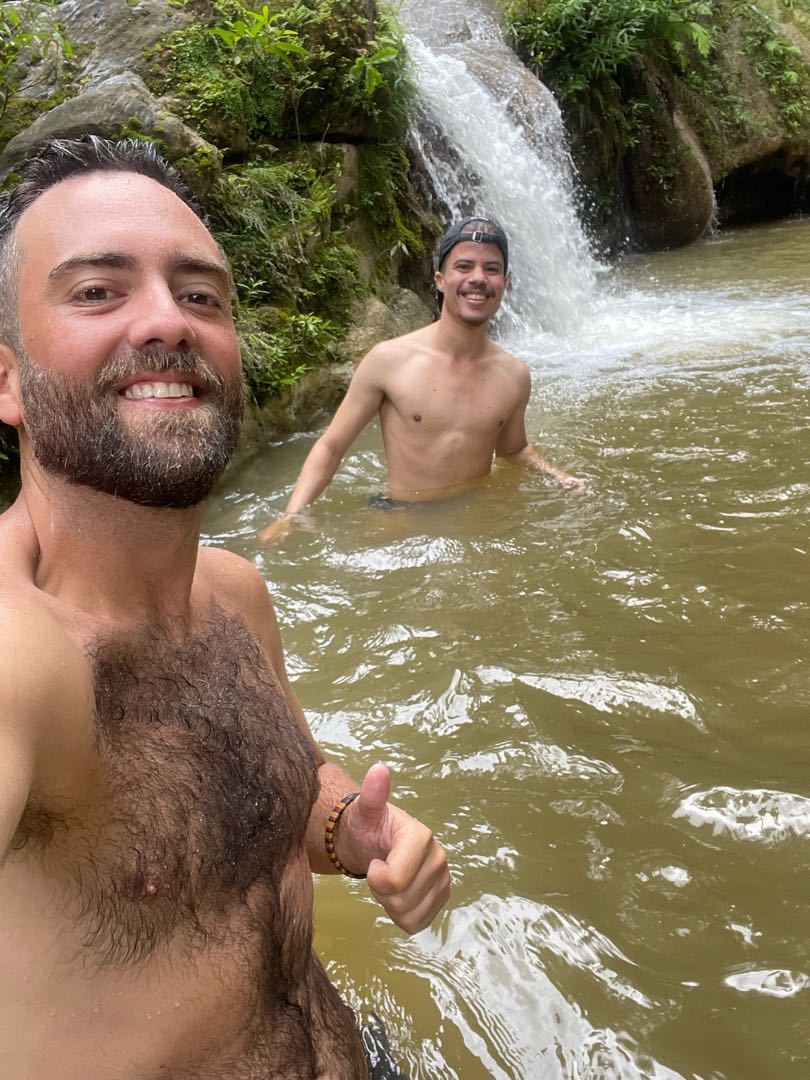 Meet Locals 