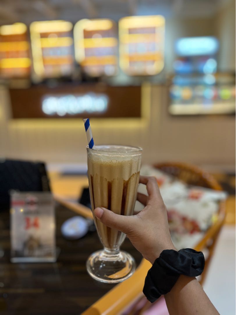 hazelnut cold coffee 