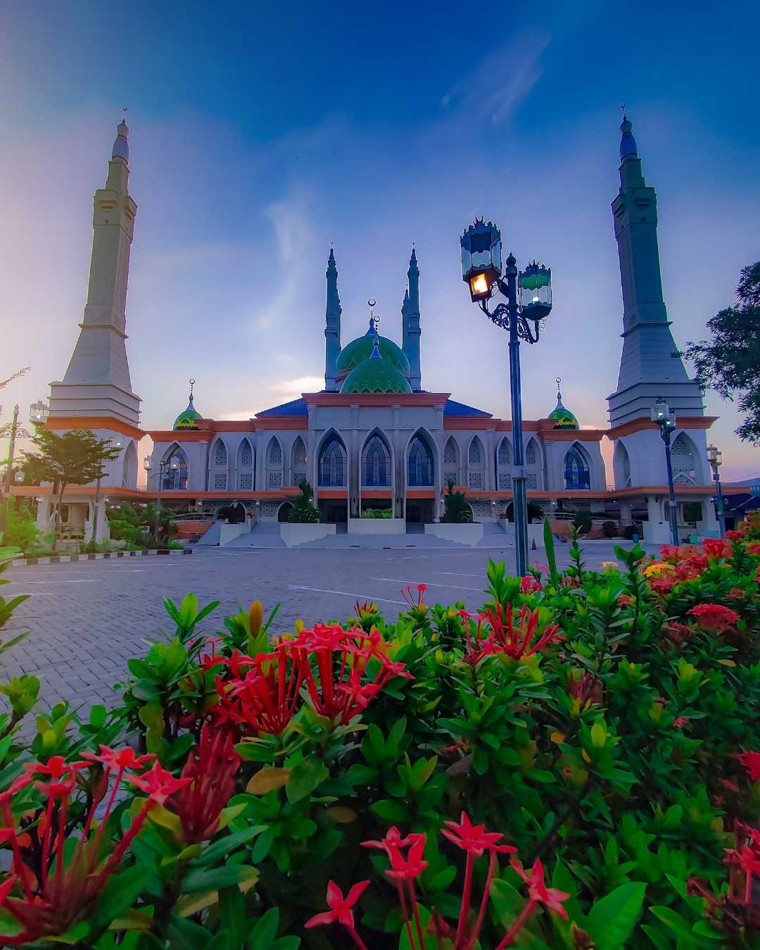 Masjid Agung Baiturrahmah 