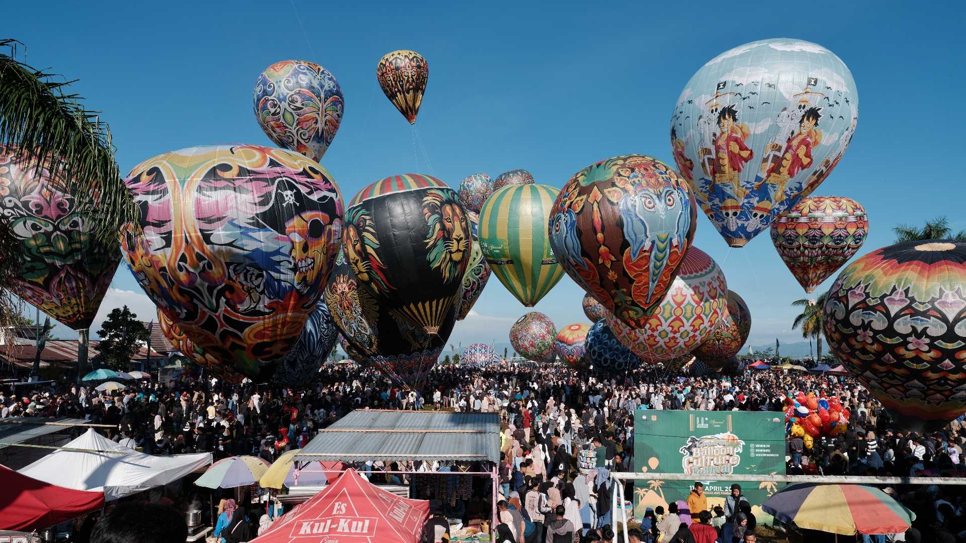 Traditional Hot Air Balloon Festival Wonosobo