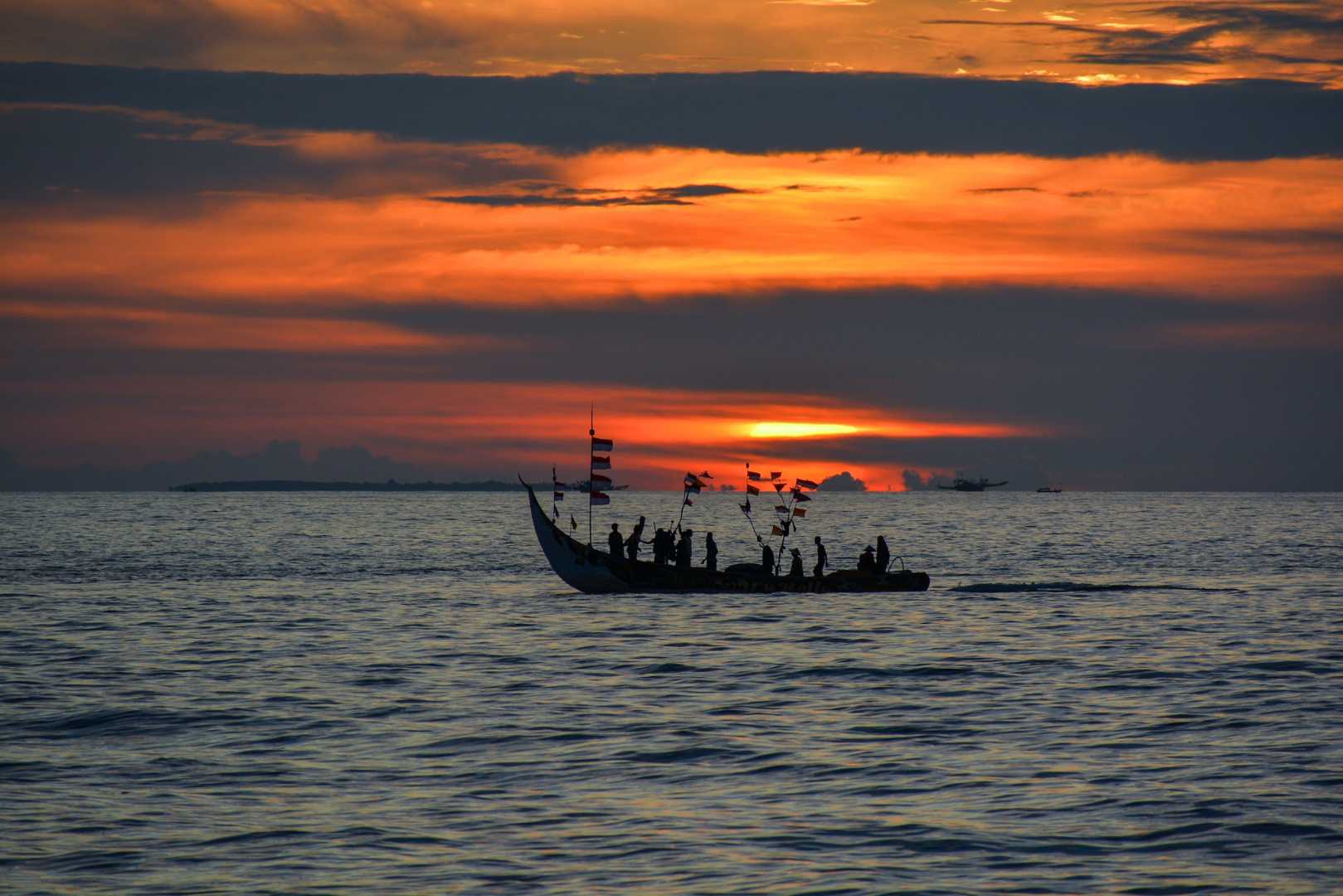 sunset kota padang