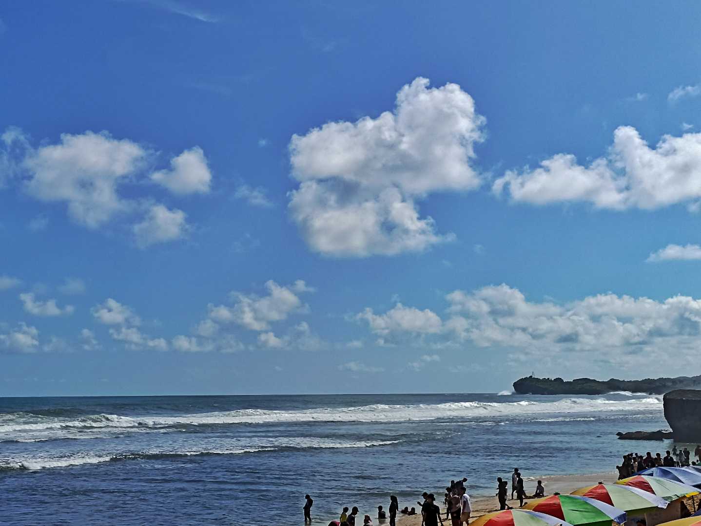 LANGIT BERAWAN