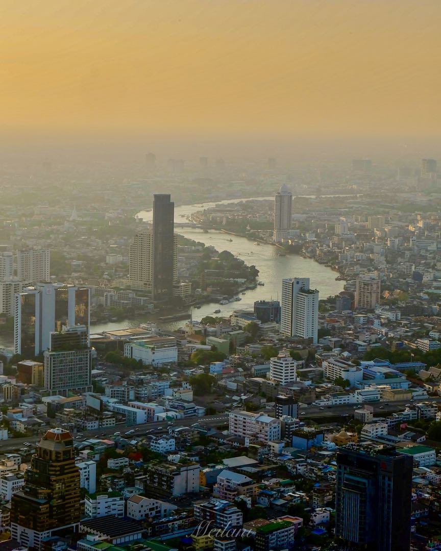 Mahanakorn Sky Walk