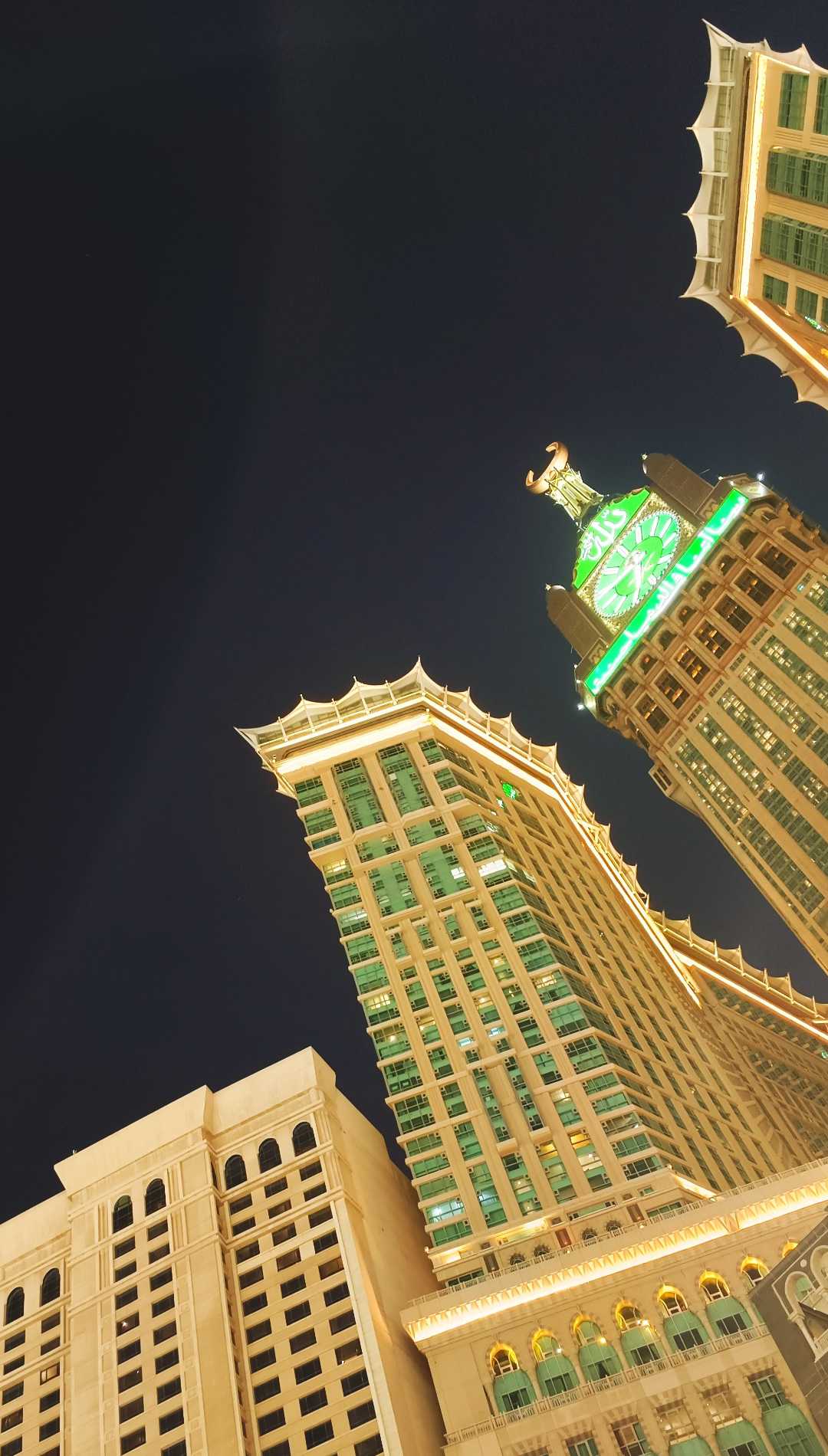 Giant Clock Tower di Menara Abraj Al Bait