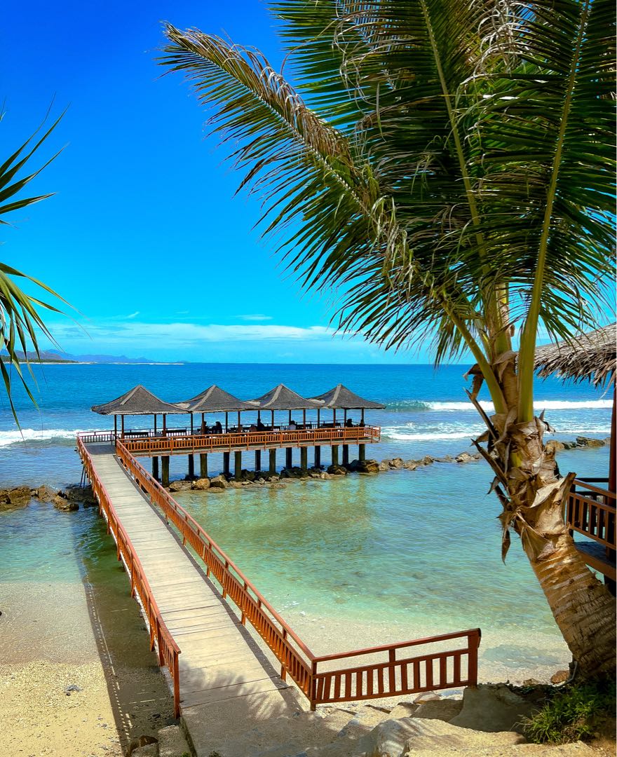 Momong Beach