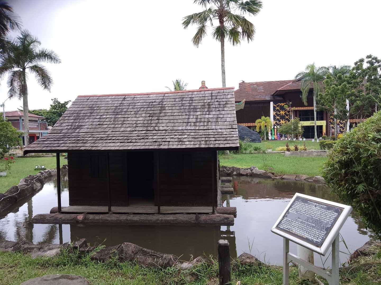 Rumah Lanting Suku Melayu