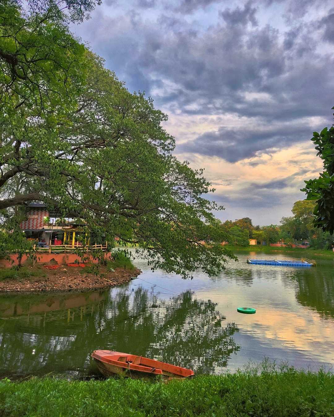 jubilee lake 🤍