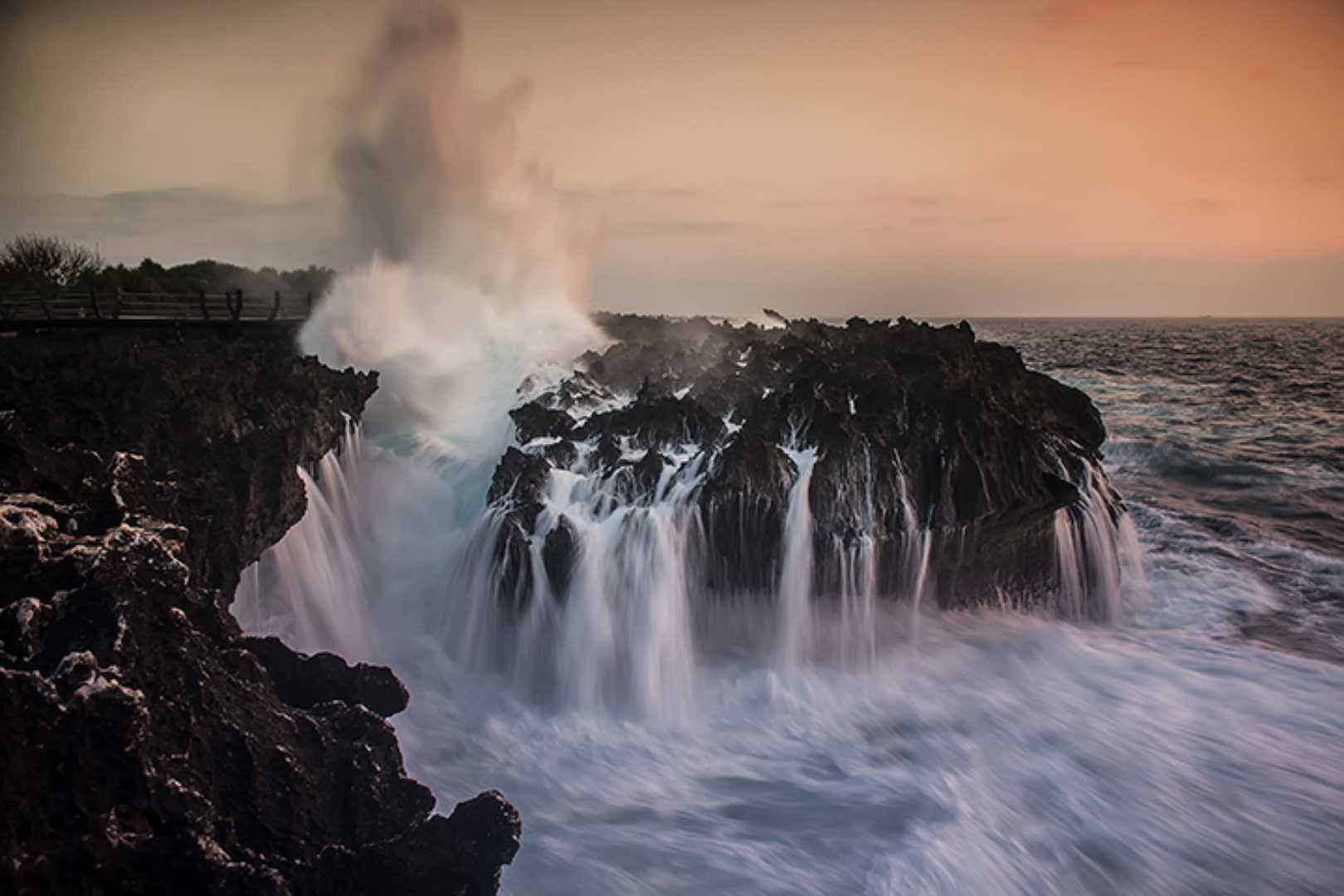 Indahnya Water Blow Nusa Dua