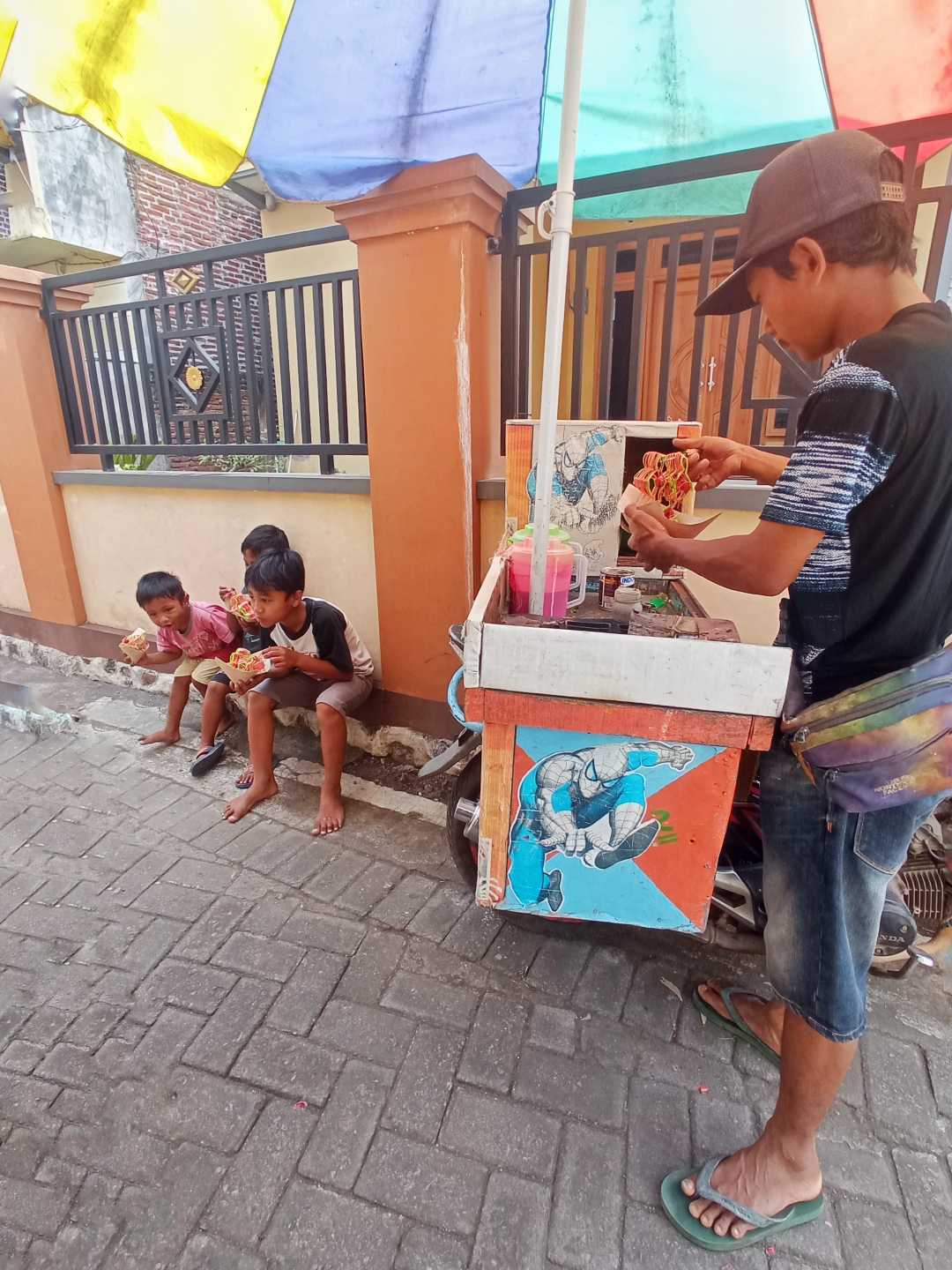Penjual Kue Laba-laba