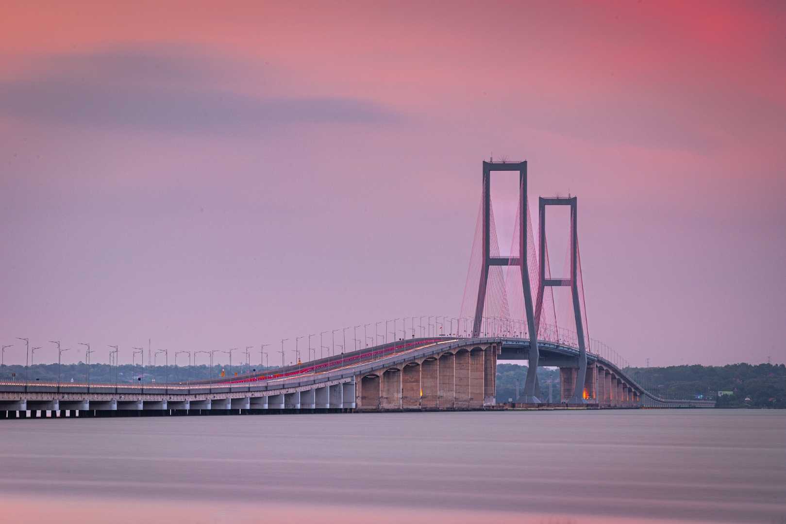 jembatan suramadu