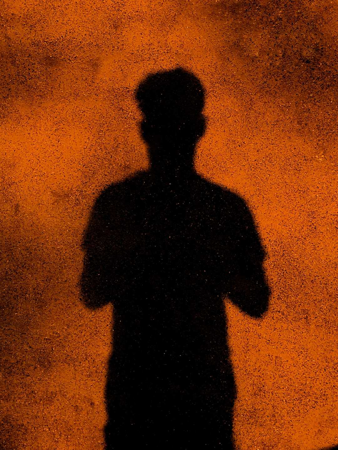 Self Shadow Photography 👁️🧡