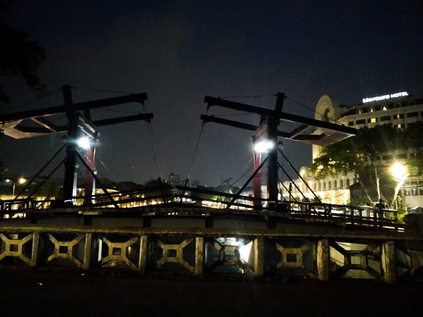 jembatan kota intan
