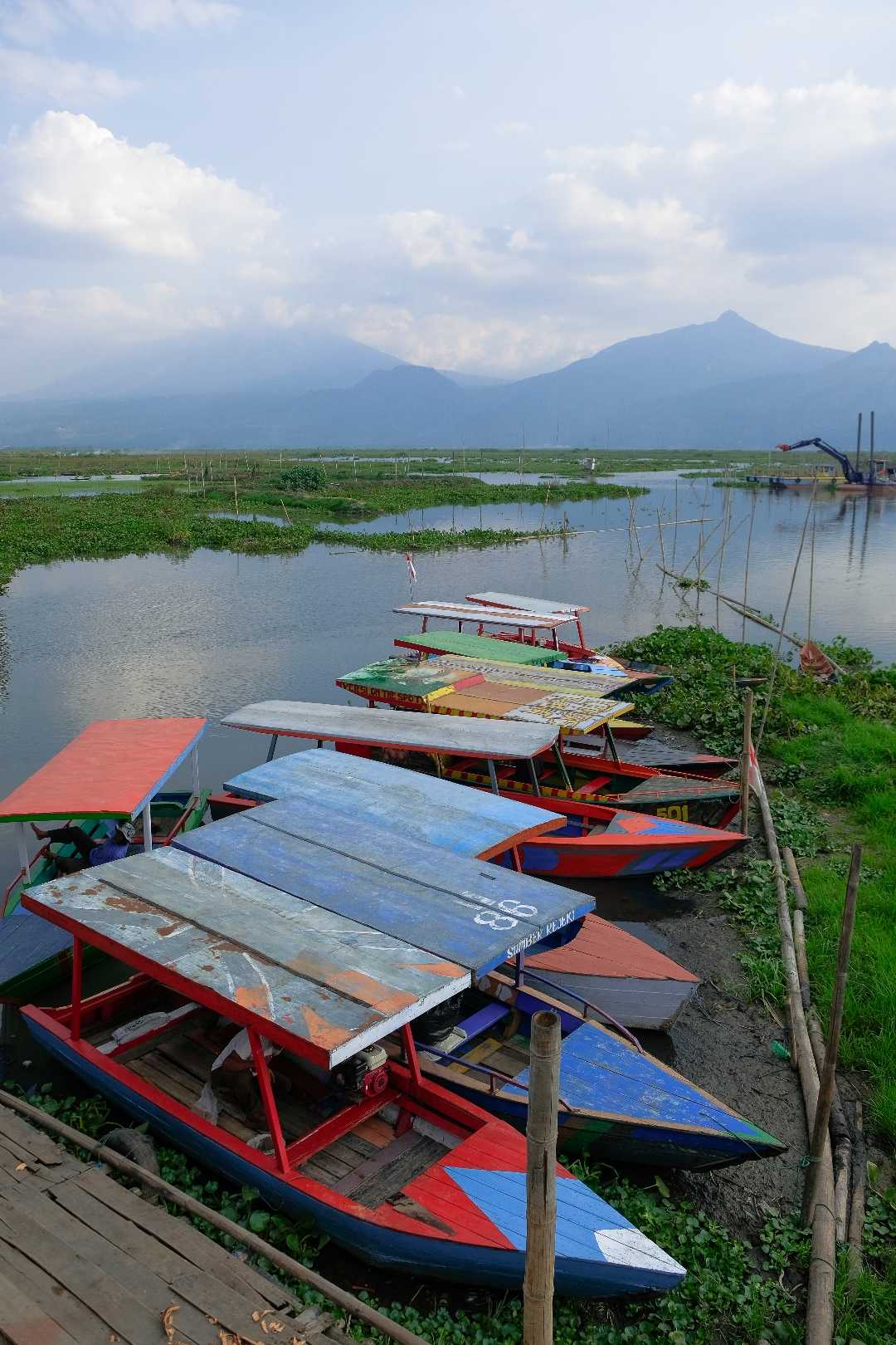 perahu bersandar