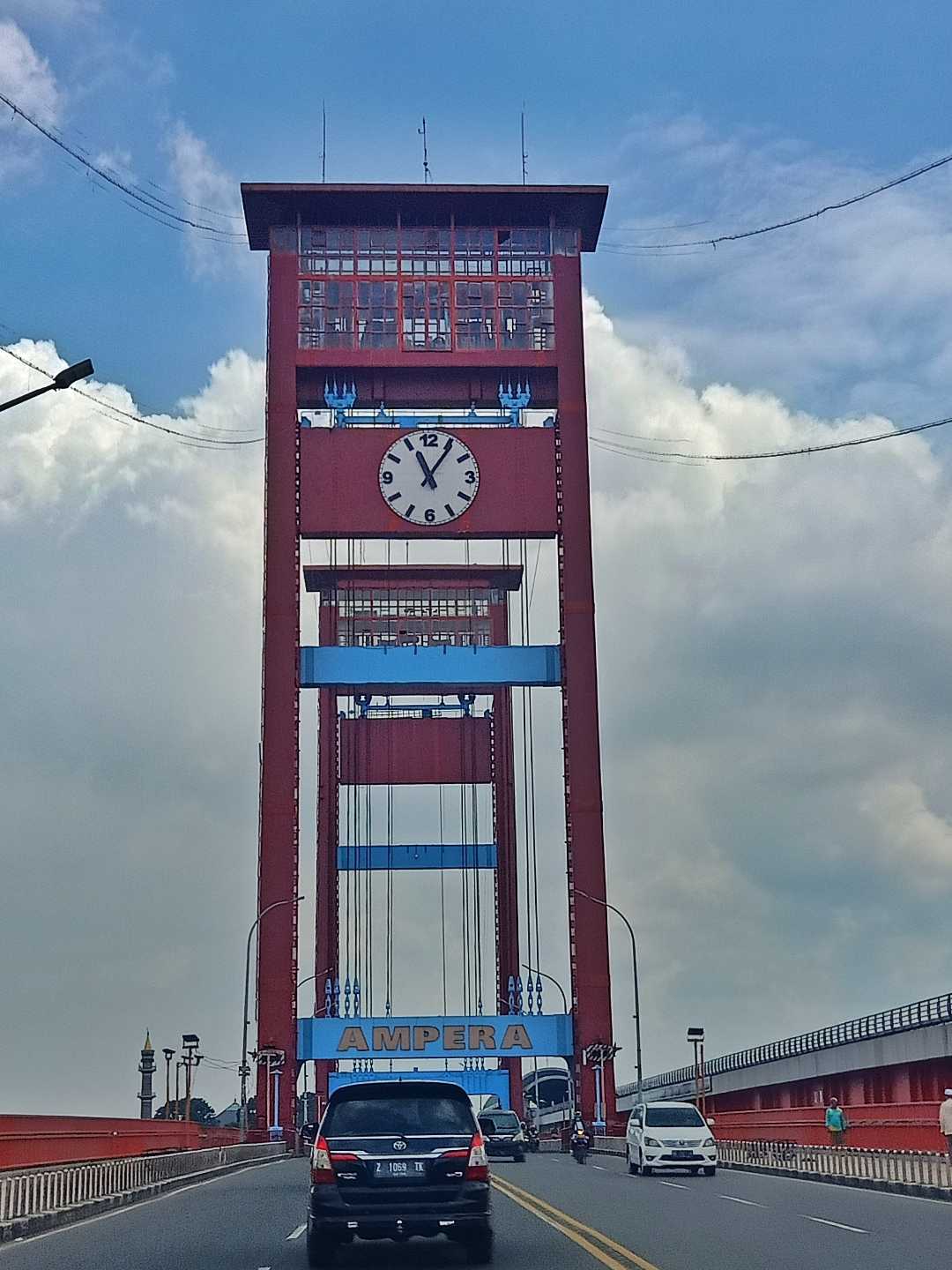 Jembatan Ampera 