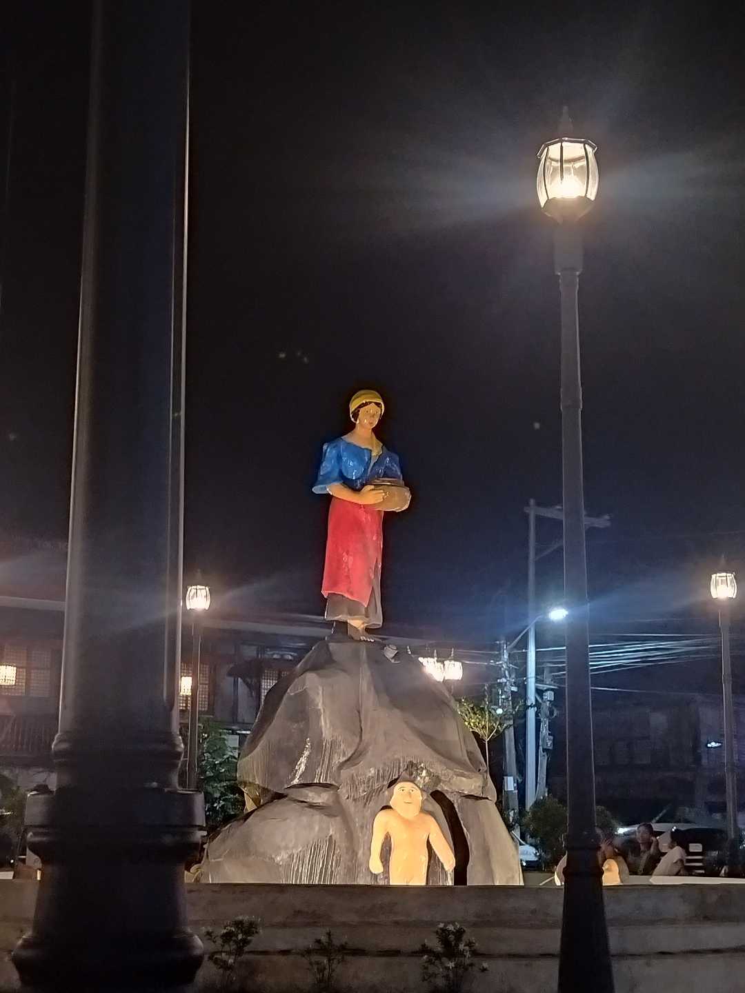 Let's talk by the Fountain