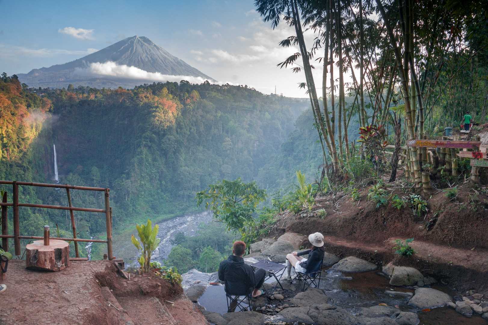 PANORAMA KAPAS BIRU