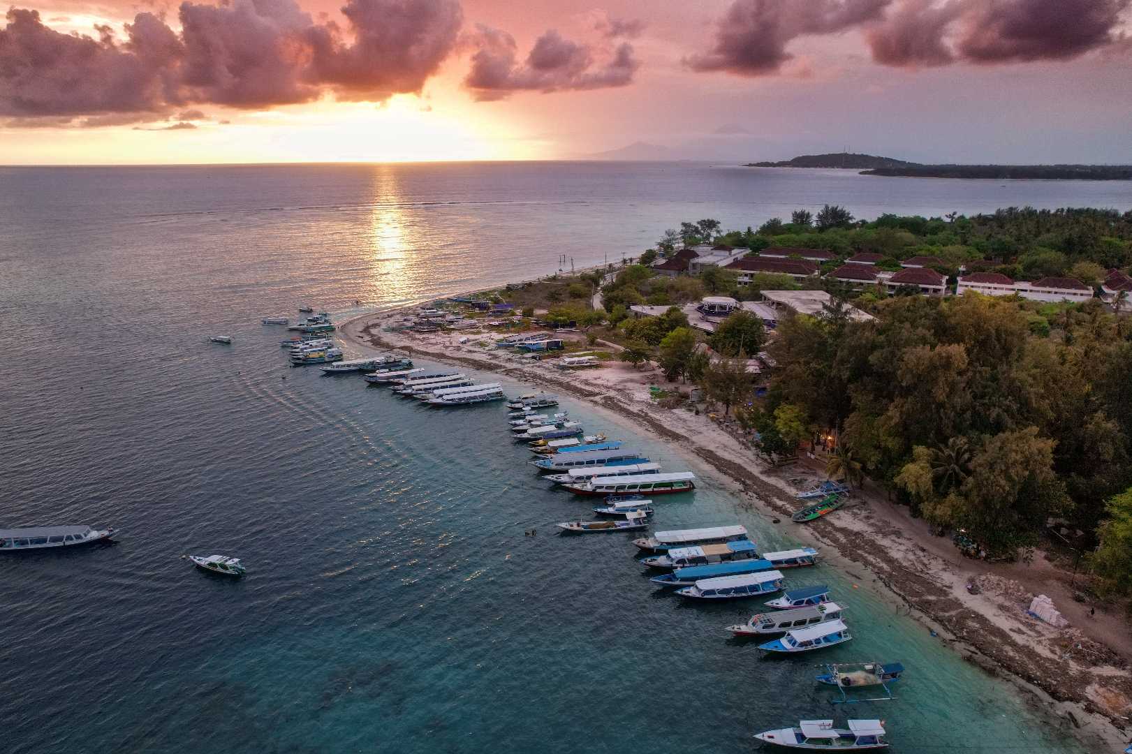 Gili indah Village