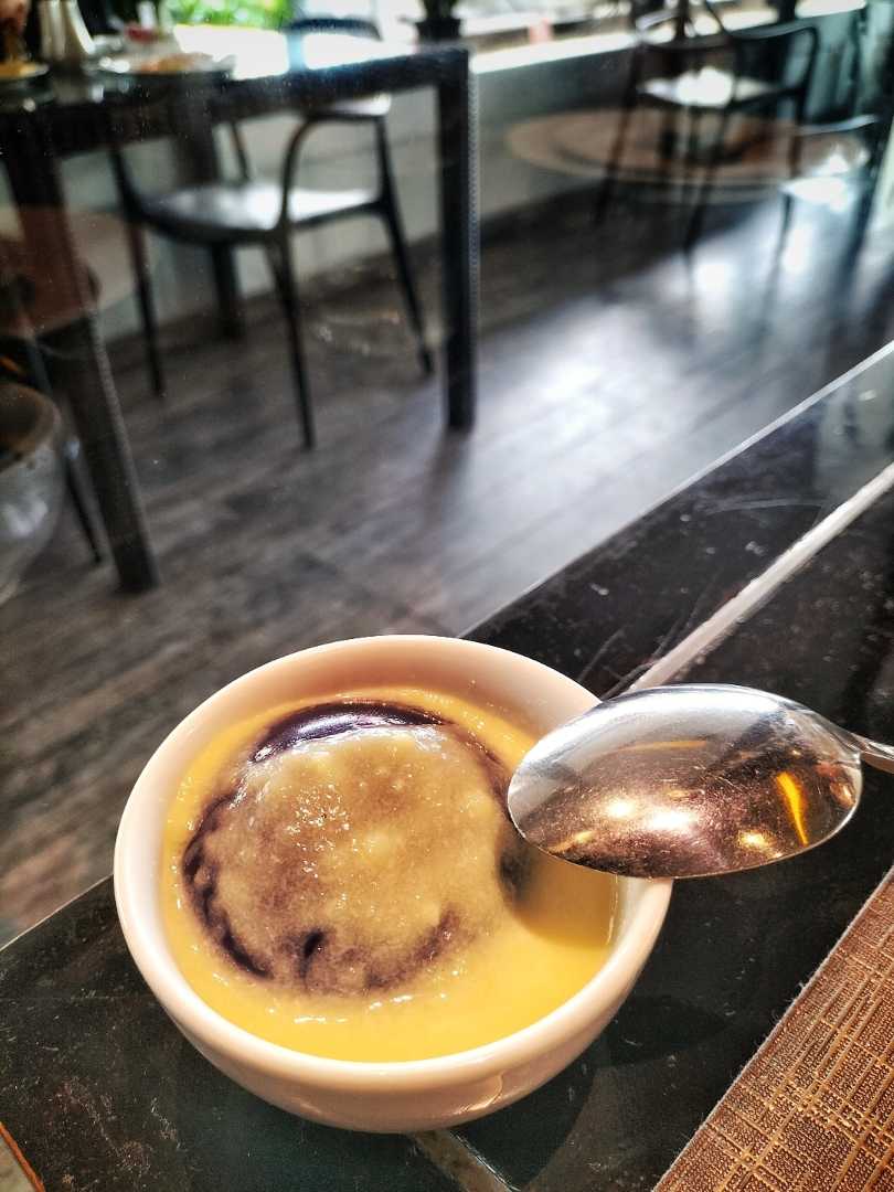 Puding Ubi Ungu with Vla