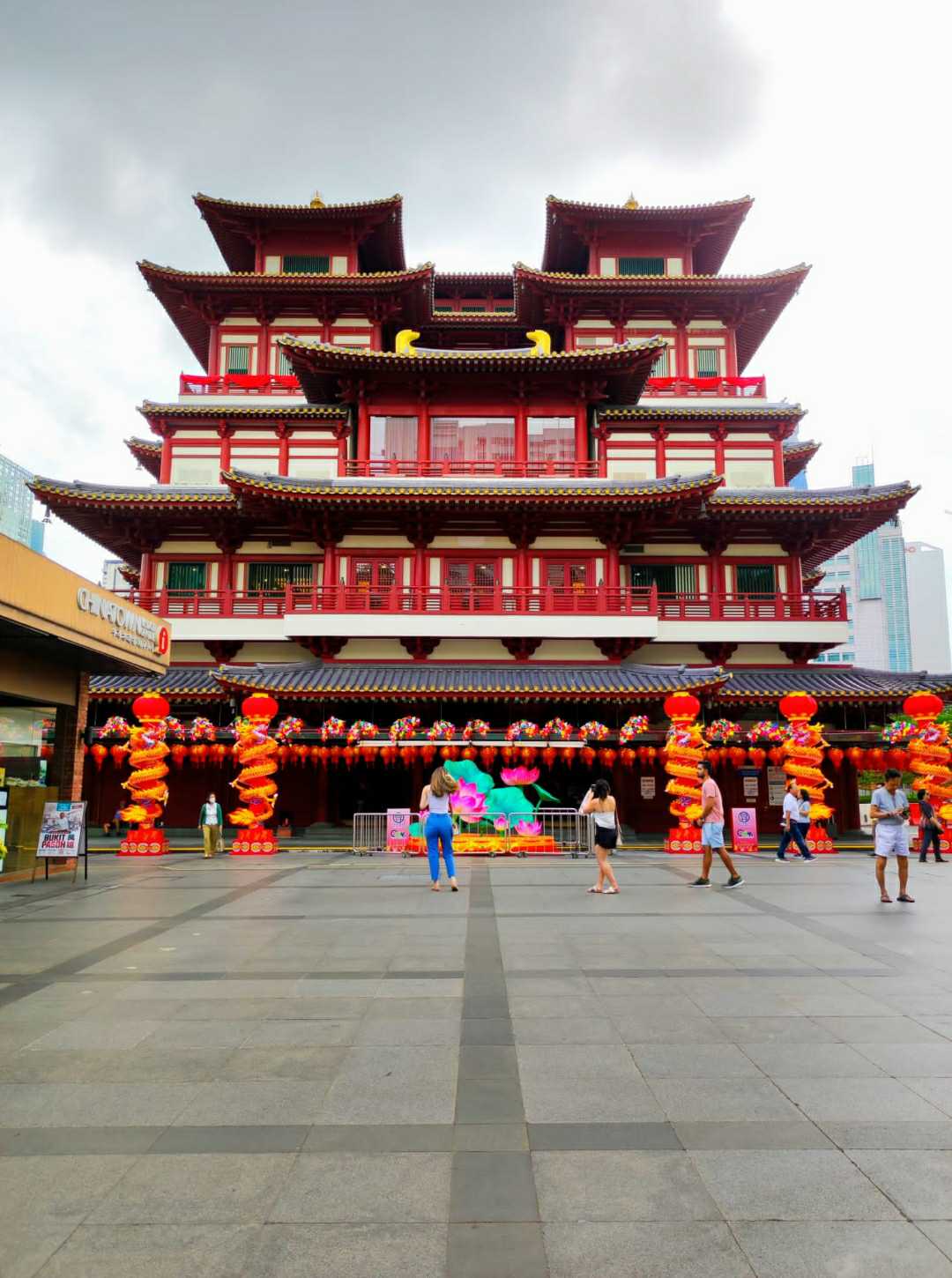 budhha tooth relic temple