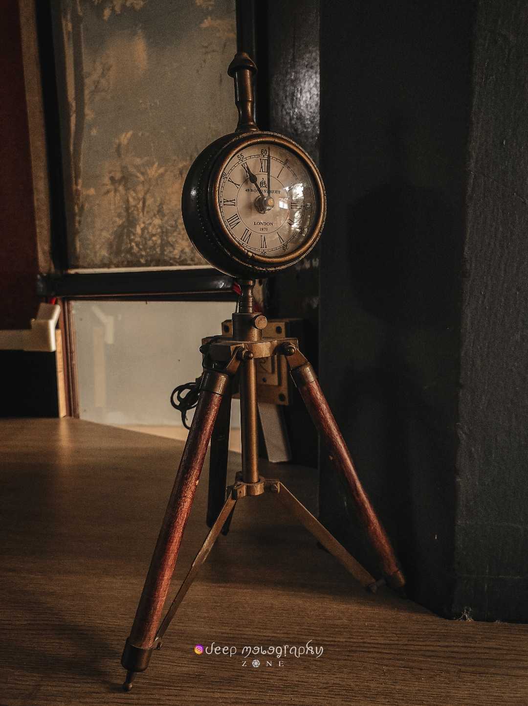 Old vintage clock ⏰