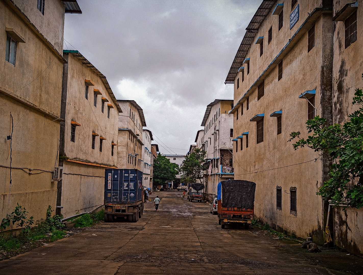 Asia's largest warehouse 🏭