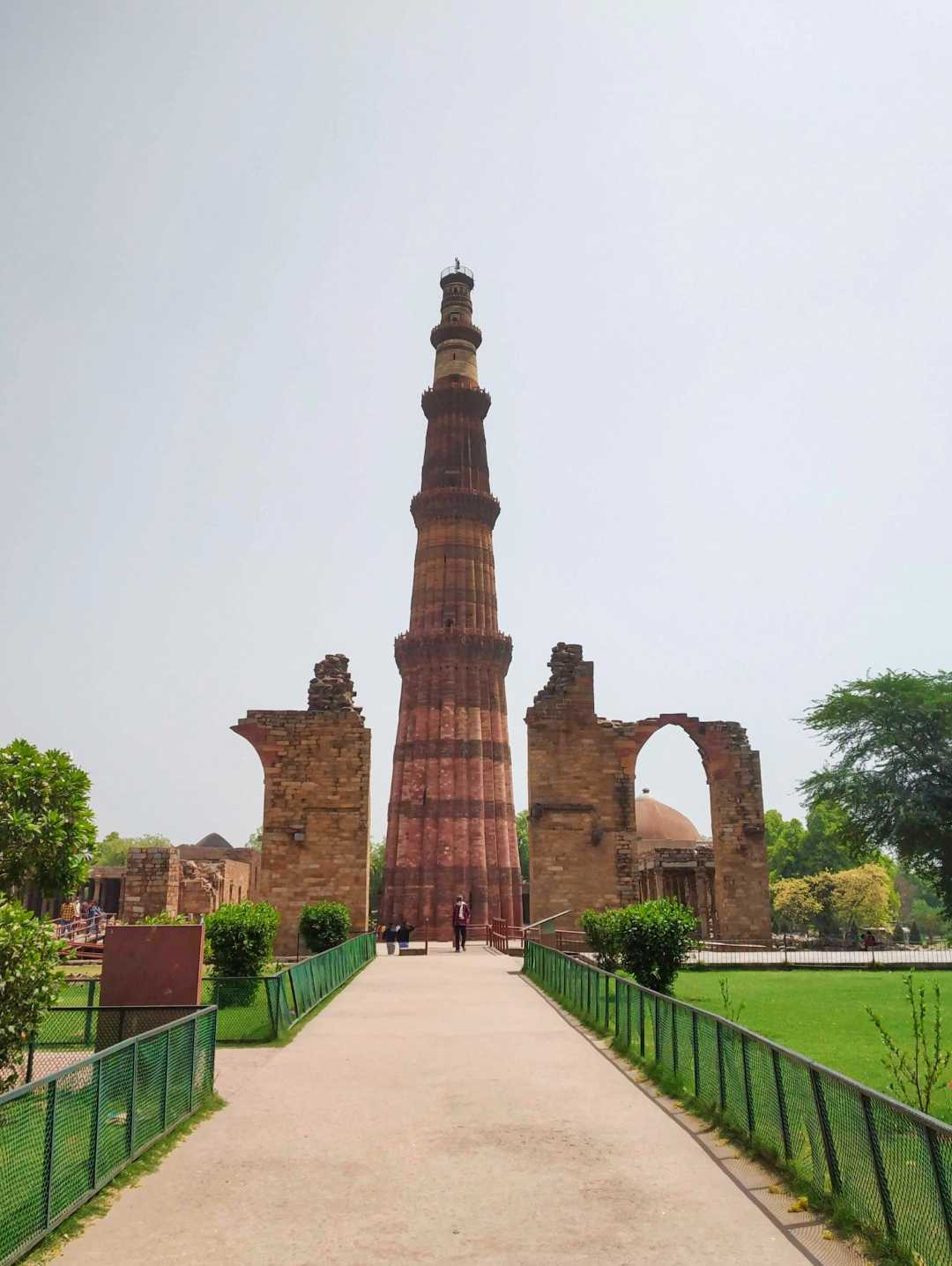 QUTUB MINAR ...