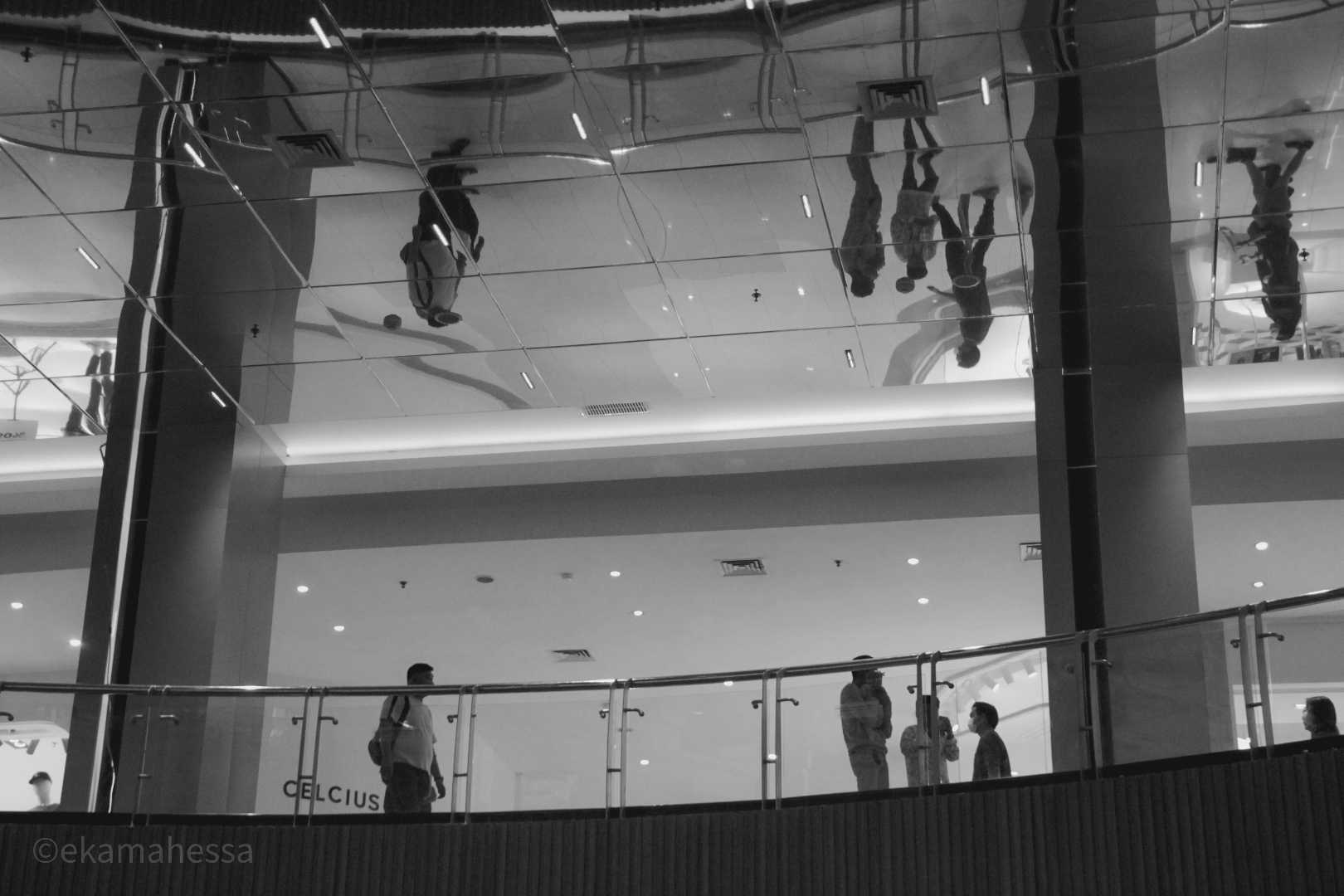 Jalan-jalan di Mall
