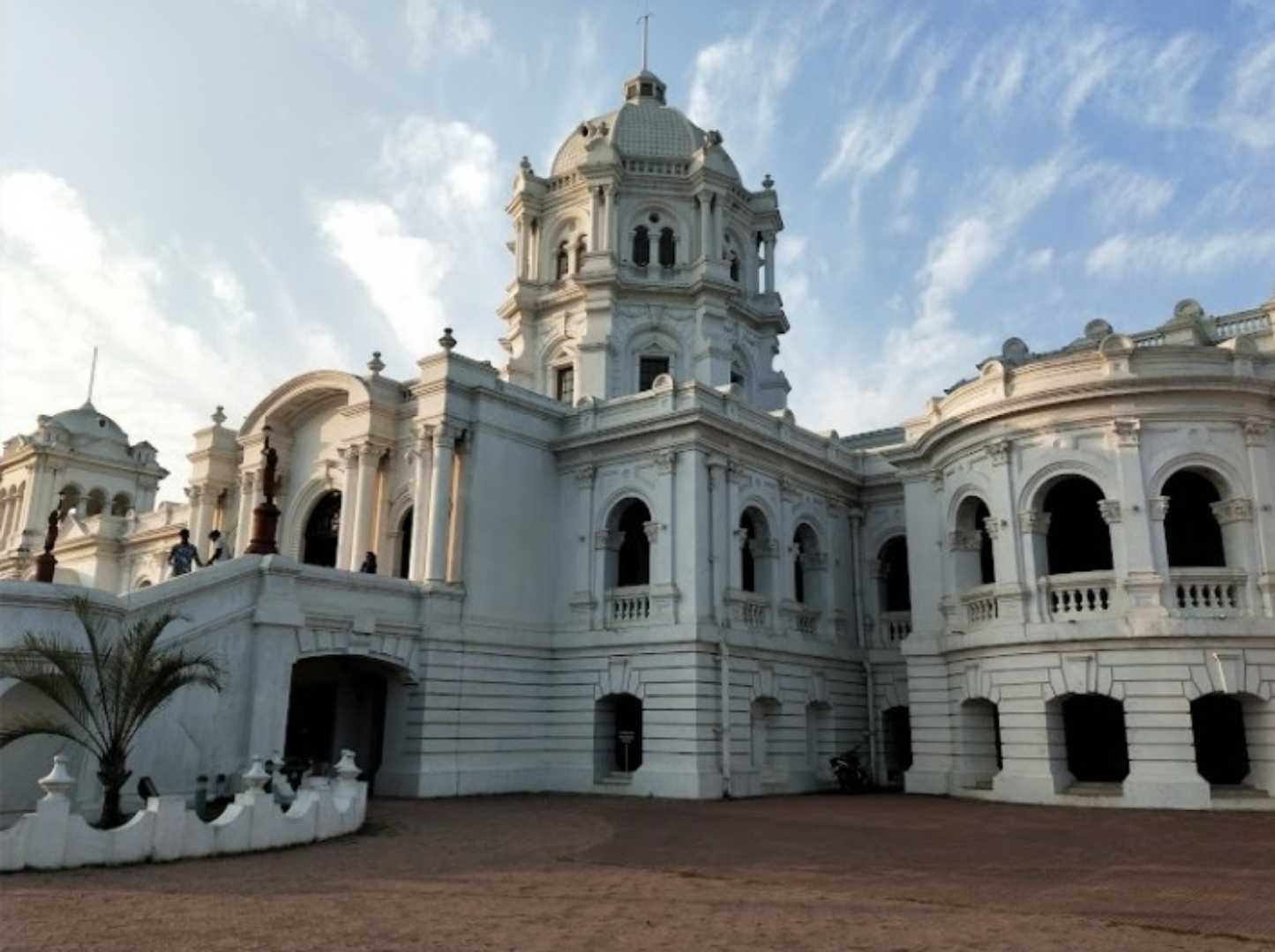 Ujjayanta palace 