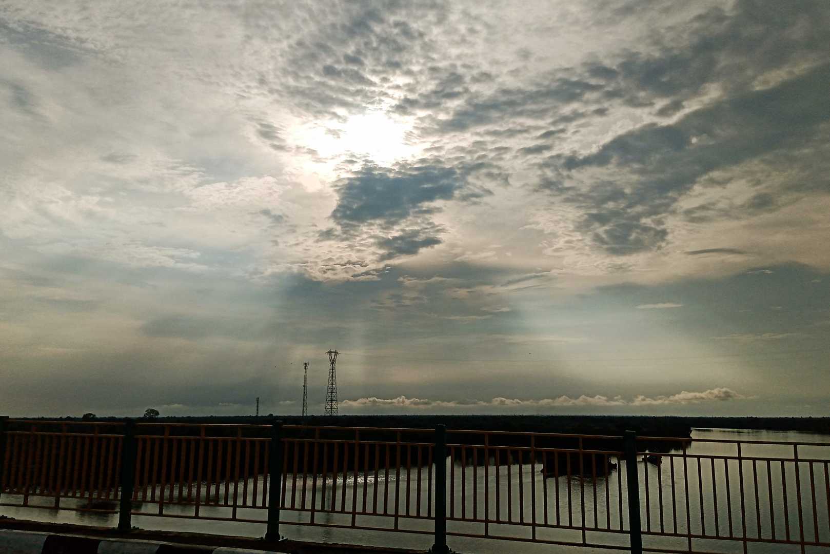 cahaya ilahi 
