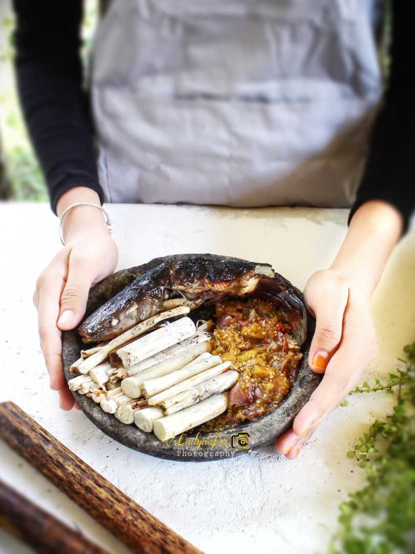 Umbut Rotan Bakar