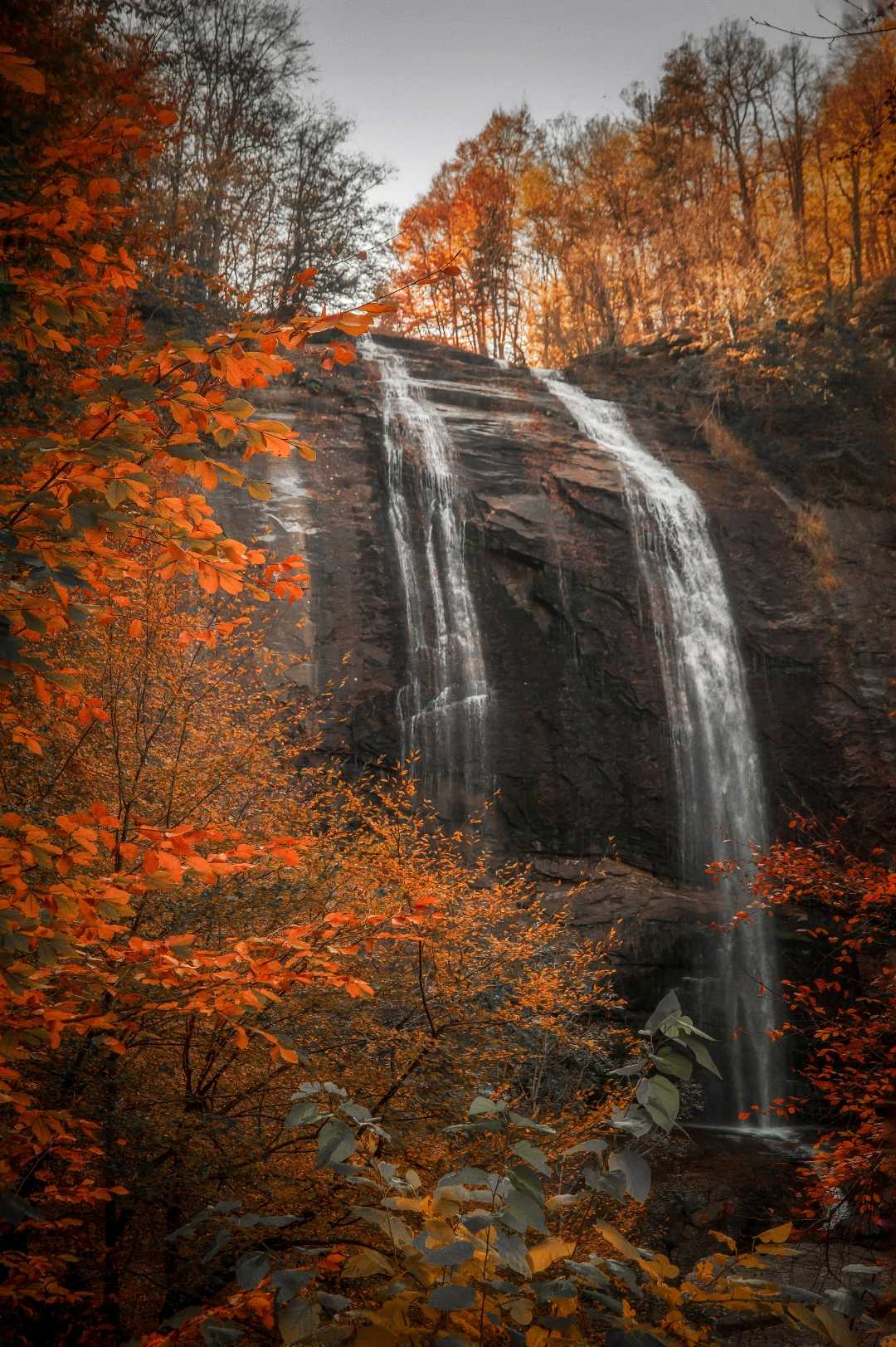 Mustafakemalpaşa Suuçtu şelalesi 🧡