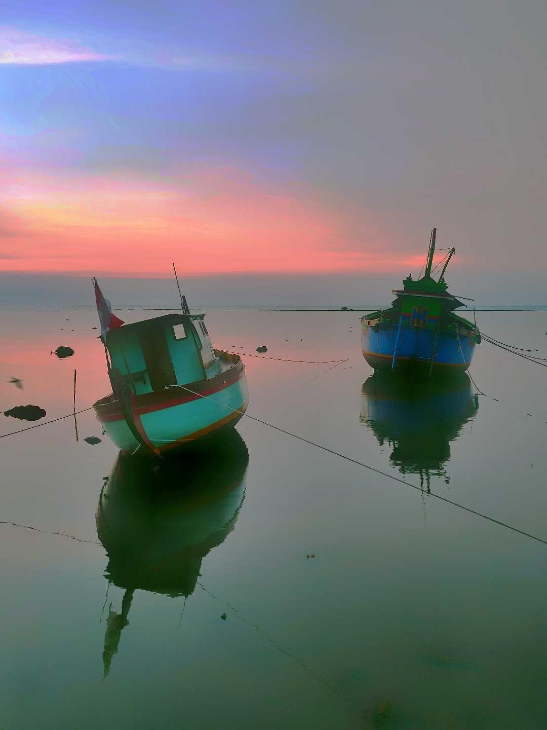PERAHU IJON - IJON