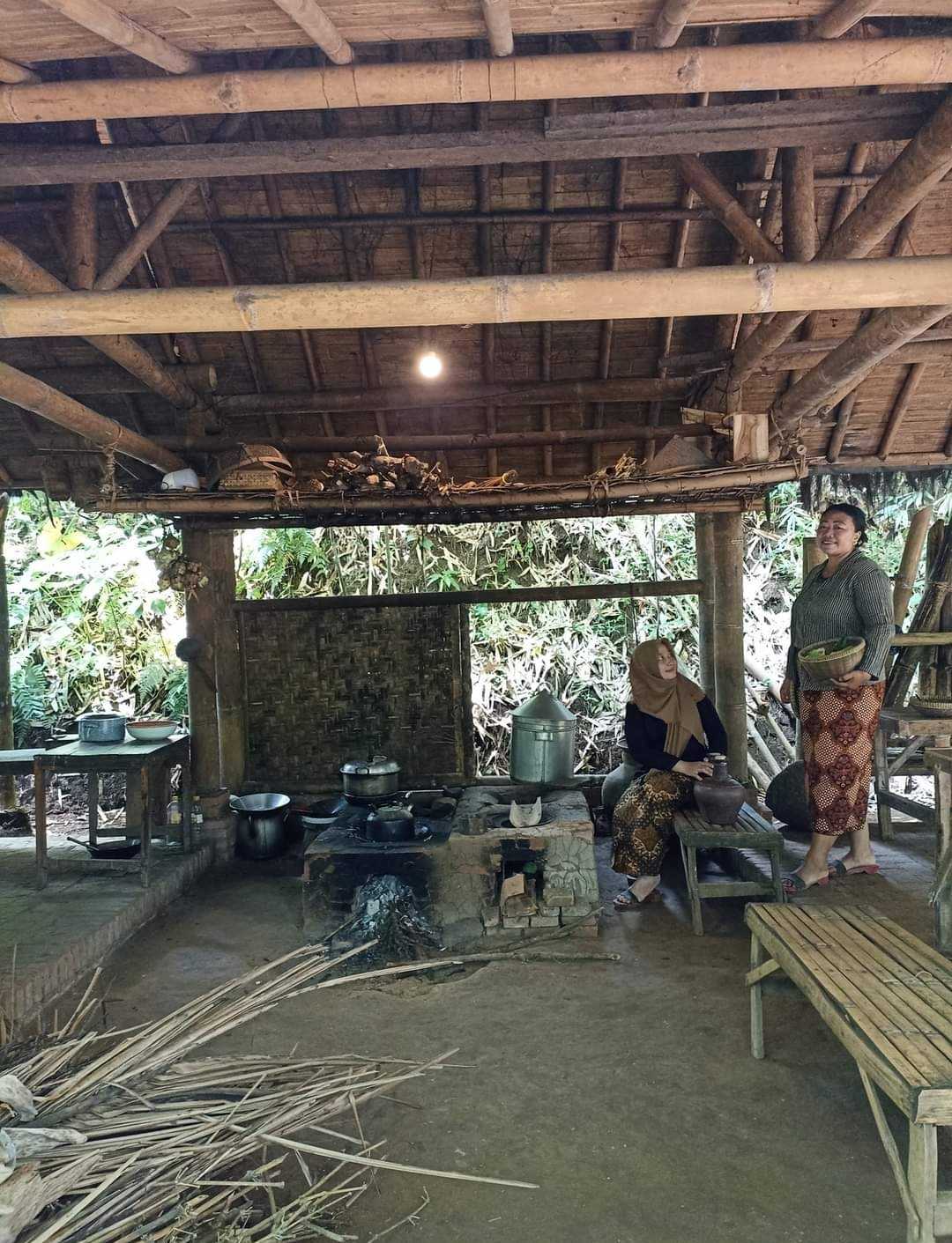 Suasana pedesaan di Tomboan Ngawonggo 