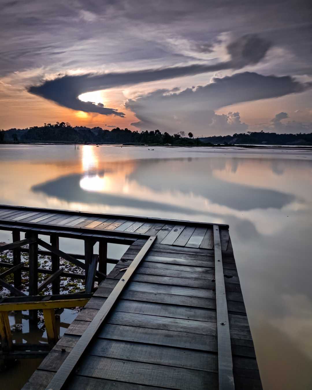 Sunrise di Bendungan Lempake